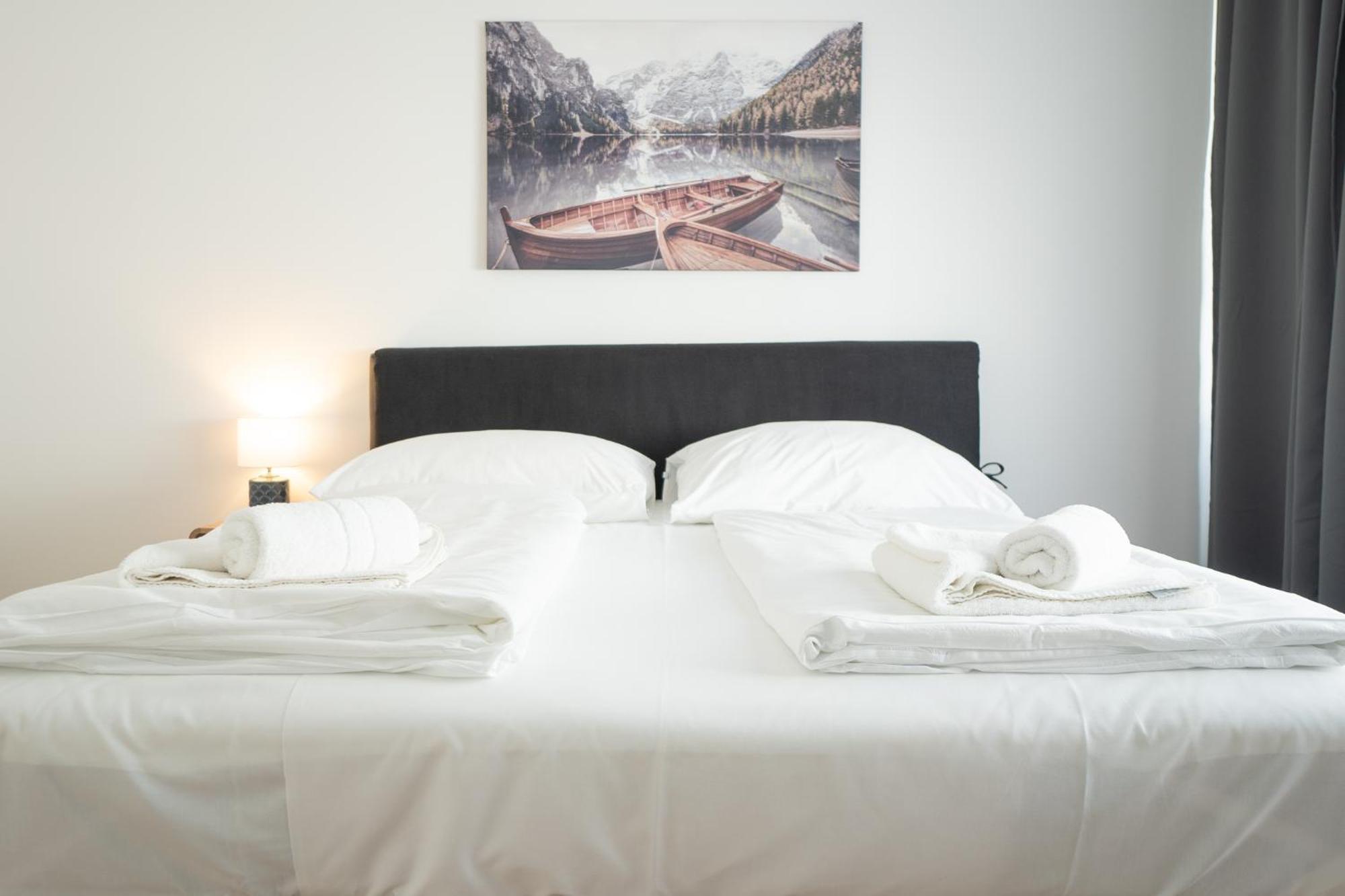 Charming With Balcony, Close To Stephansdom Cathedral Vienna