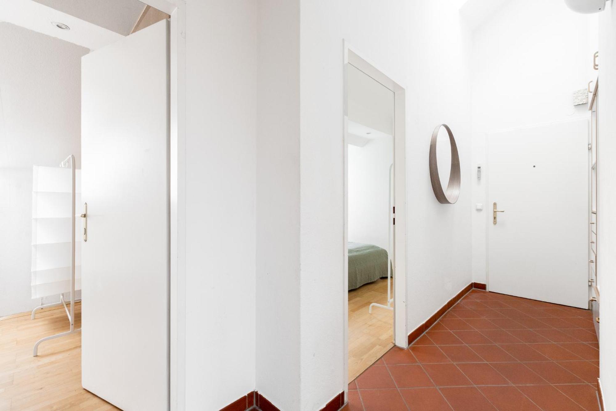 Stylisch In Vienna's 18th District Wien