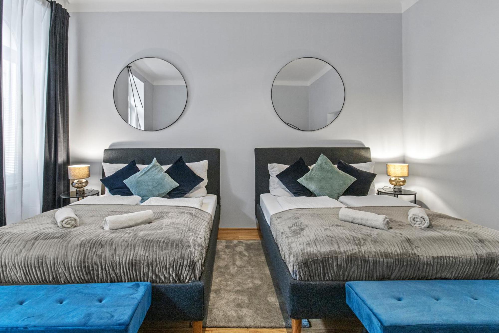 Balcony Apartment, 4 Min To U3 Zipperer Strasse