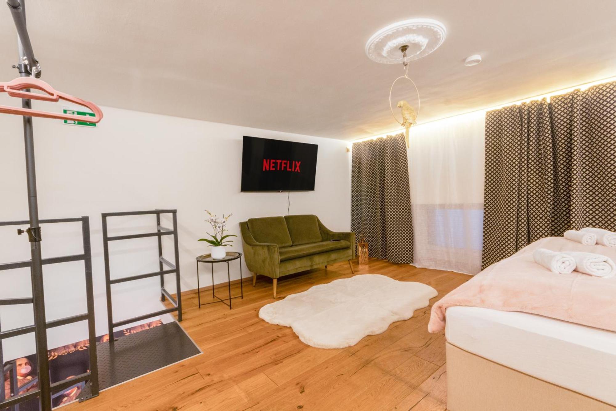 Zentral - Netflix - 2 Stoecke - Arbeitsplatz Apartment
