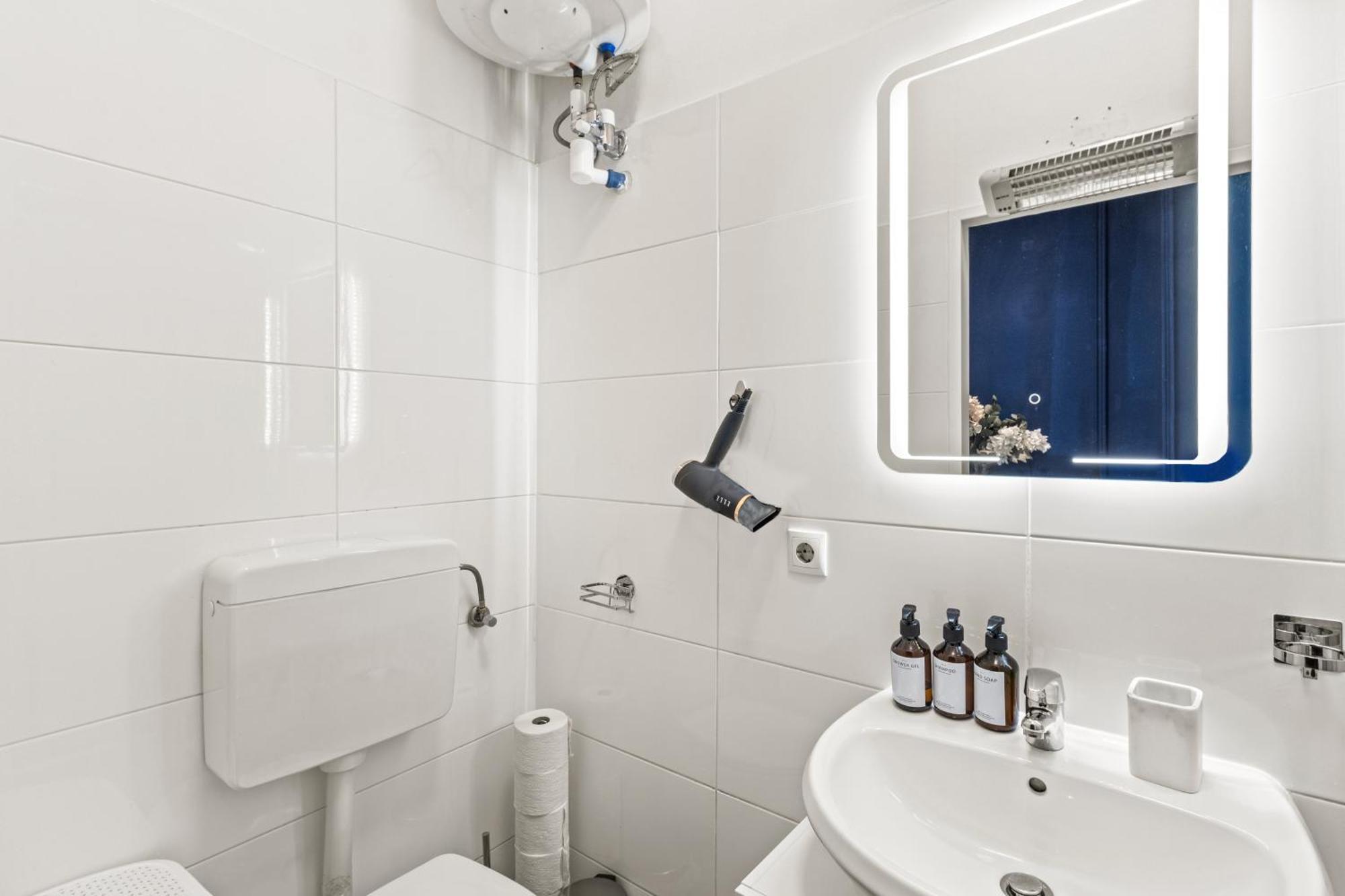 Apartment - 2 Min To U1 Reumannplatz Vienna