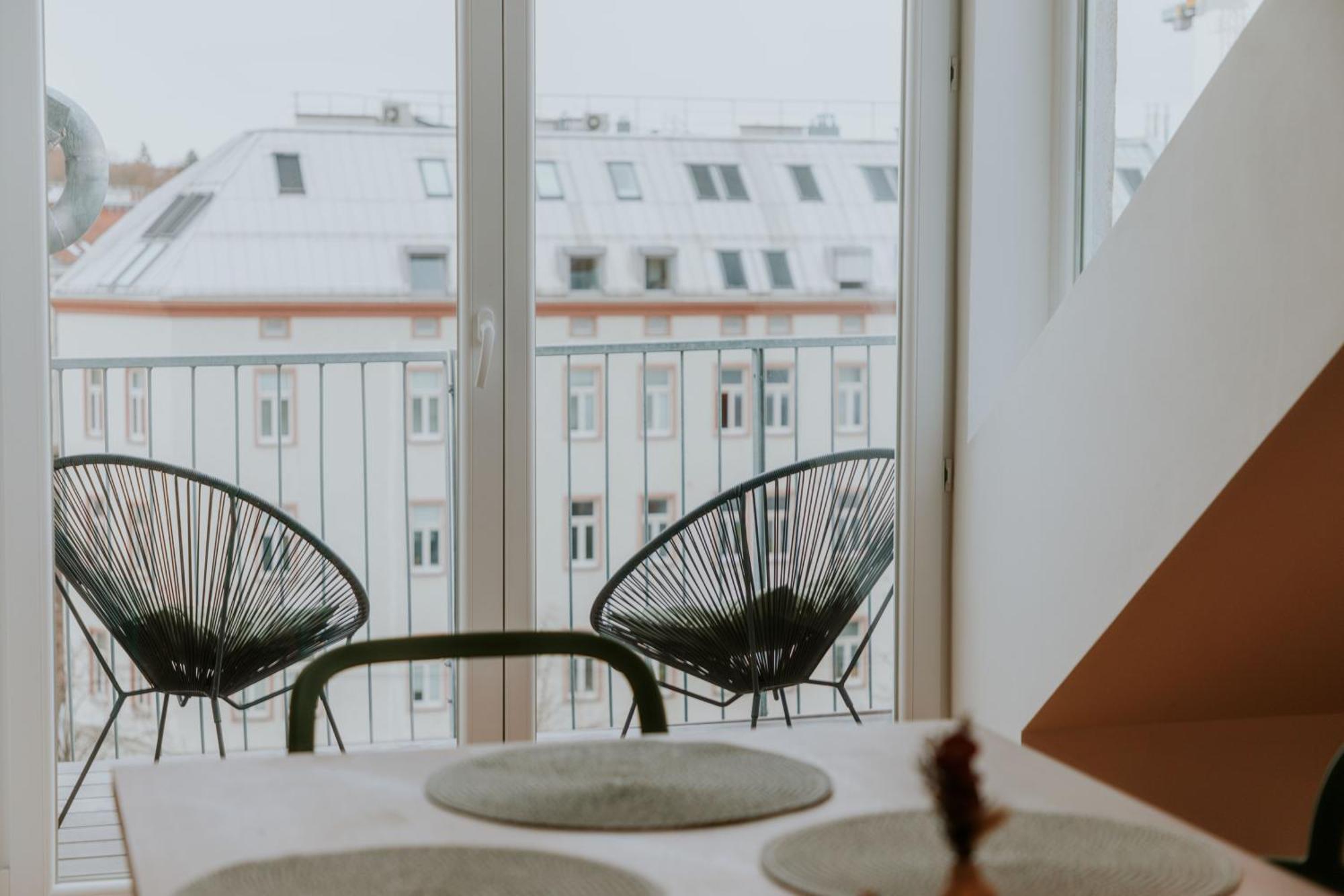 Stayover - Noble, Großzügige Am Hernals Apartment Wien