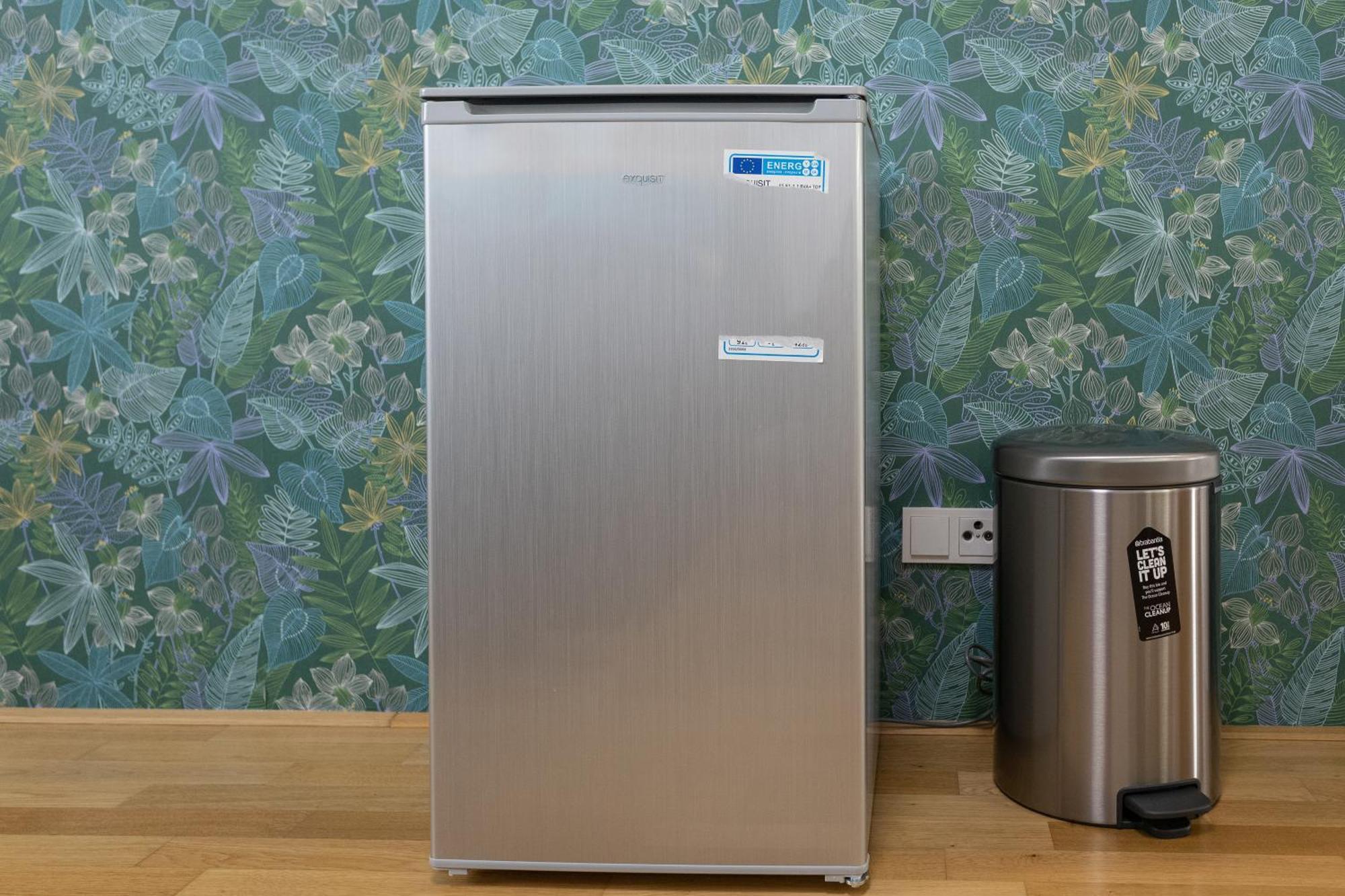 Privatunterkunft Private With Ac- Microwave, Personal Fridge & Metro Access - 7 Min To Center Wien