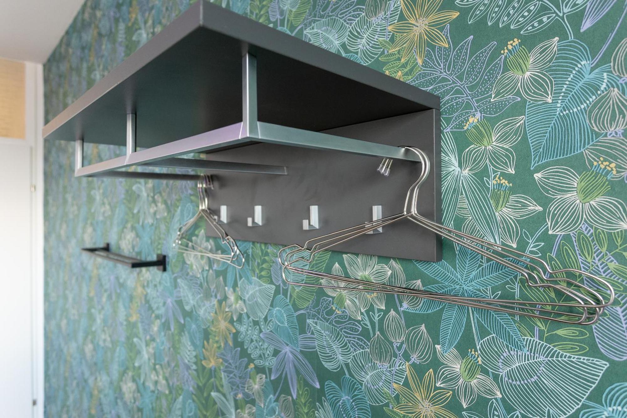 Private With Ac- Microwave, Personal Fridge & Metro Access - 7 Min To Center Privatunterkunft Wien