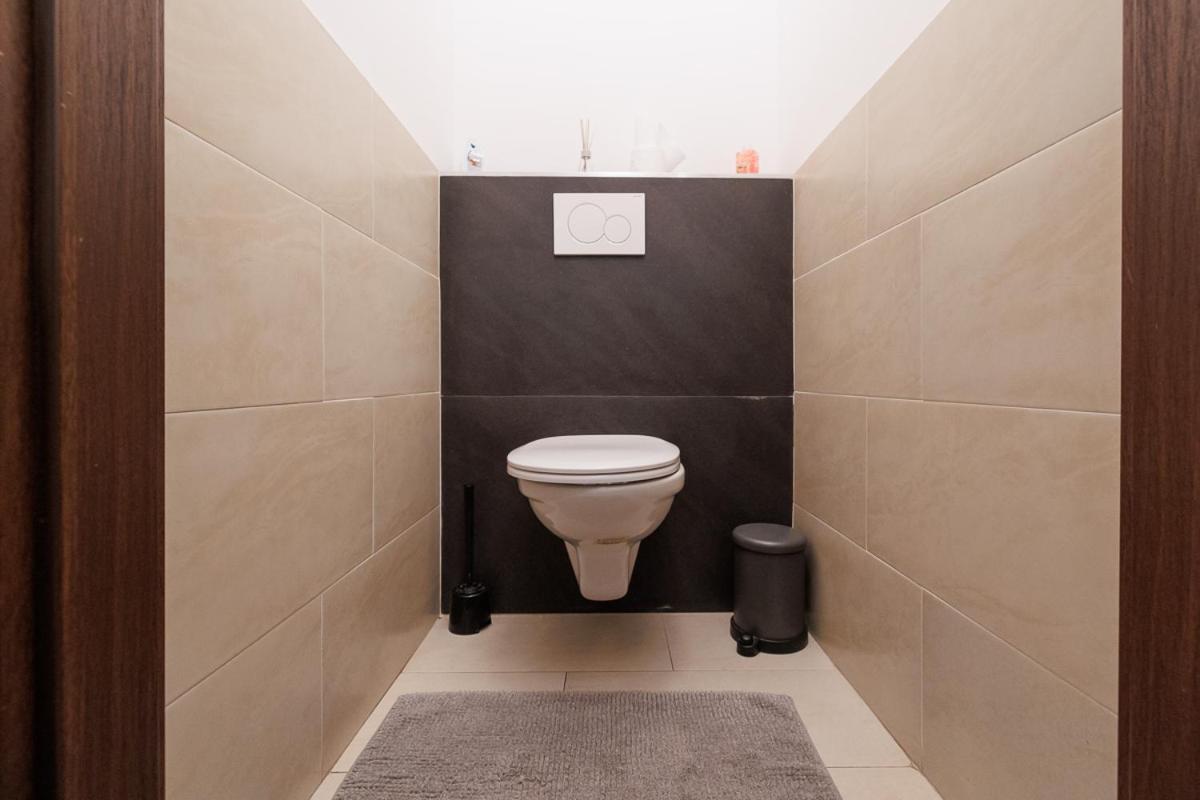 Business Hotel Viena