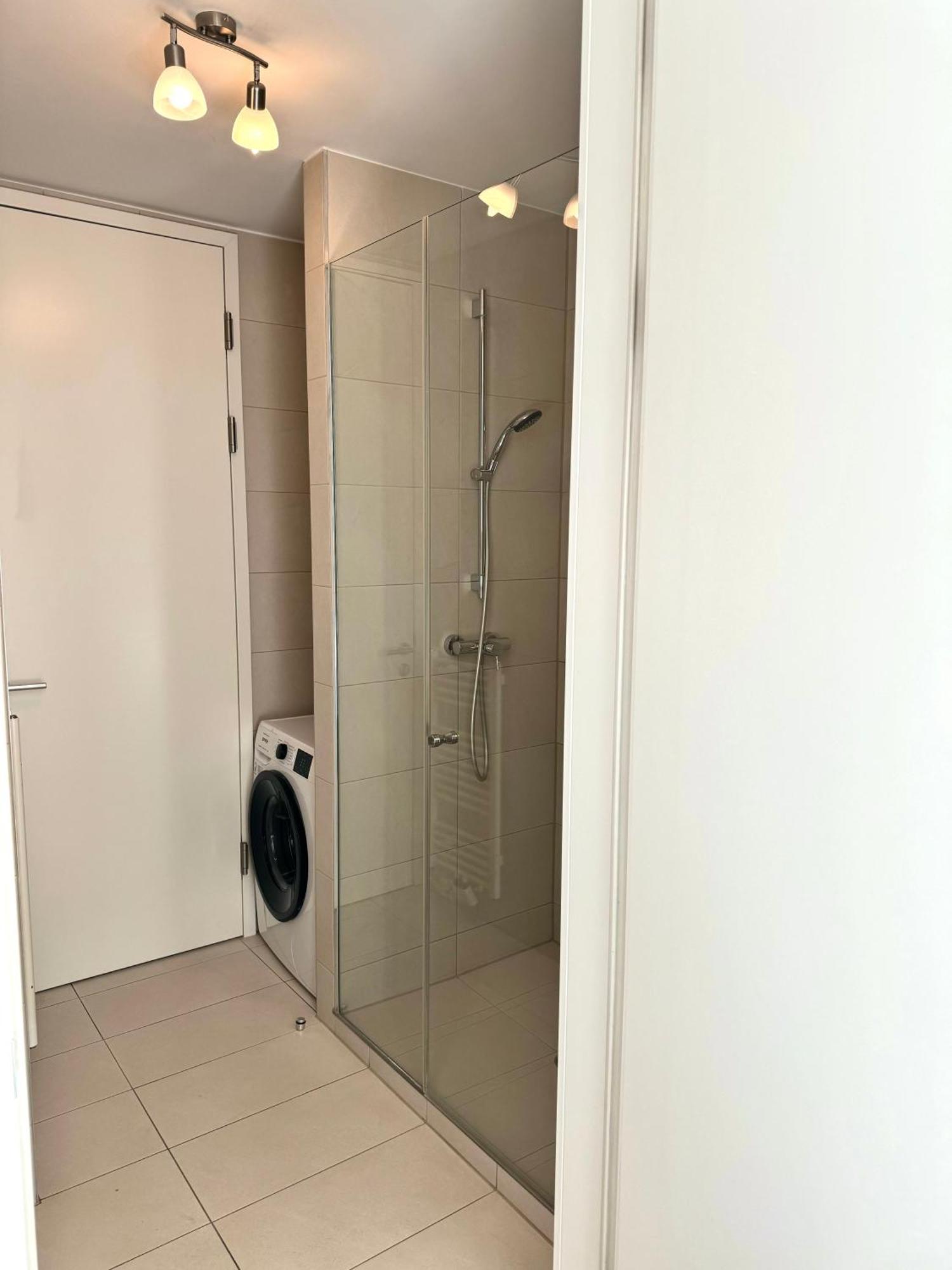 Residential Elegance: Yourvienna Classic In Center Viena