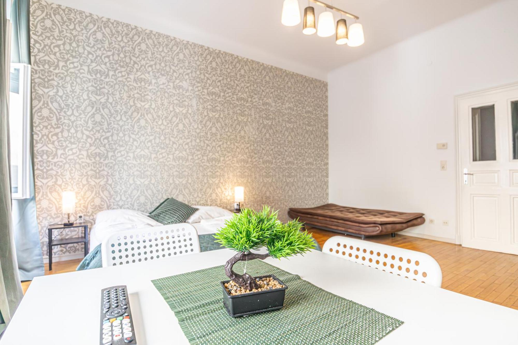 Apartment Friendly 2br Apt- Near Rennweg & Belvedere Palace Vienna