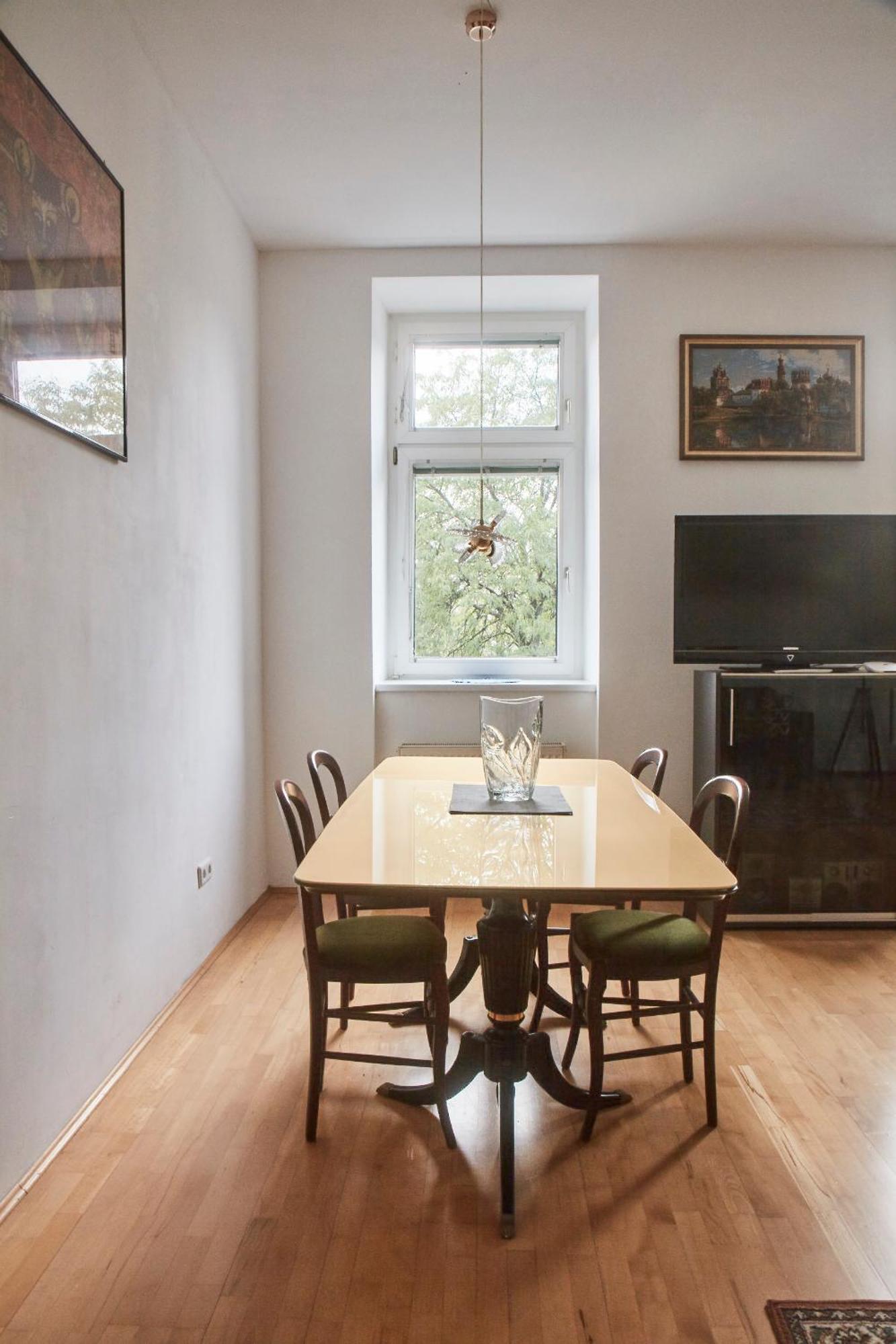 Schoene Altbauwohnung Zentrum Brigittenauer Laende 32 Vienna