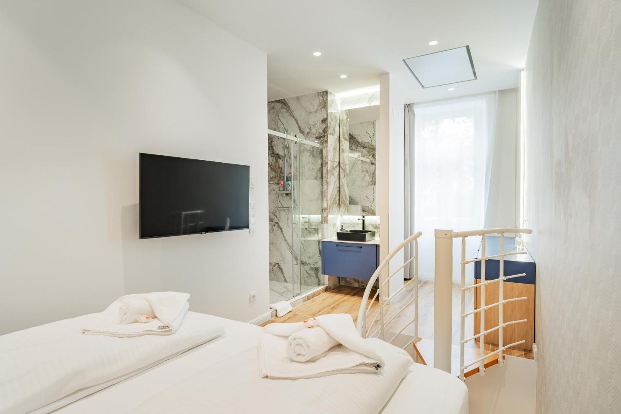 Zeus Design Schoenbrunn * Vienna