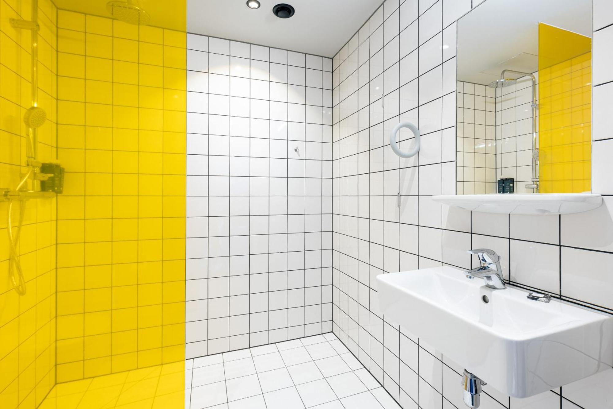 Hotel The Social Hub 4*