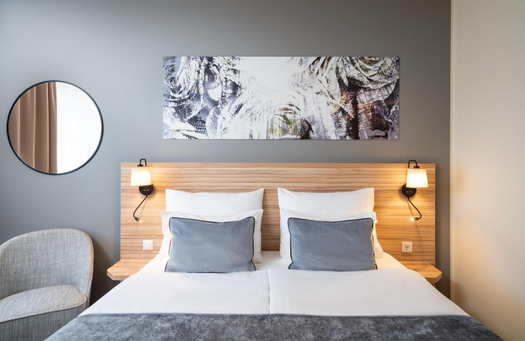 Hotel Leonardo Hauptbahnhof 4*