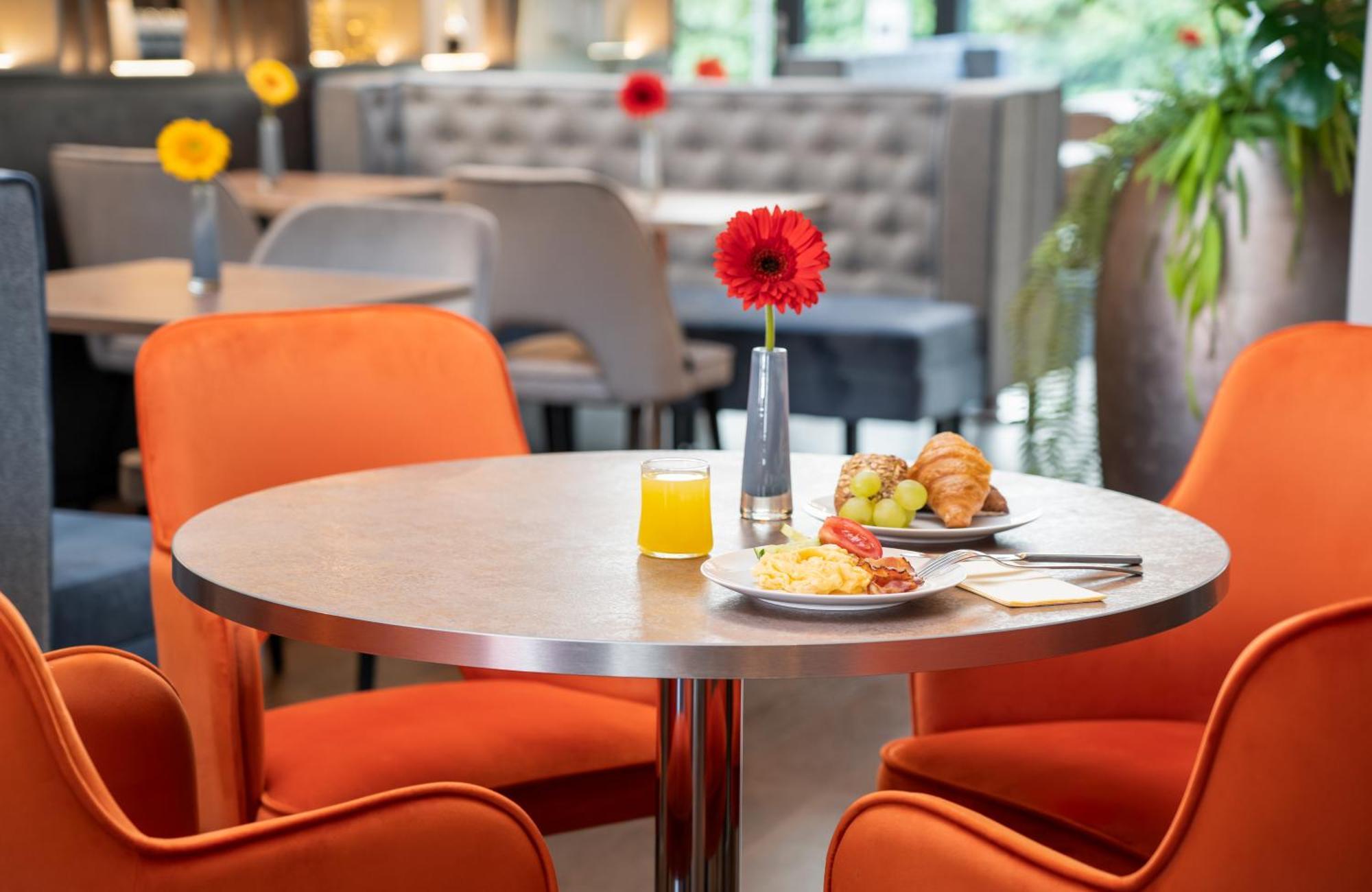 Leonardo Hauptbahnhof Hotel 4*