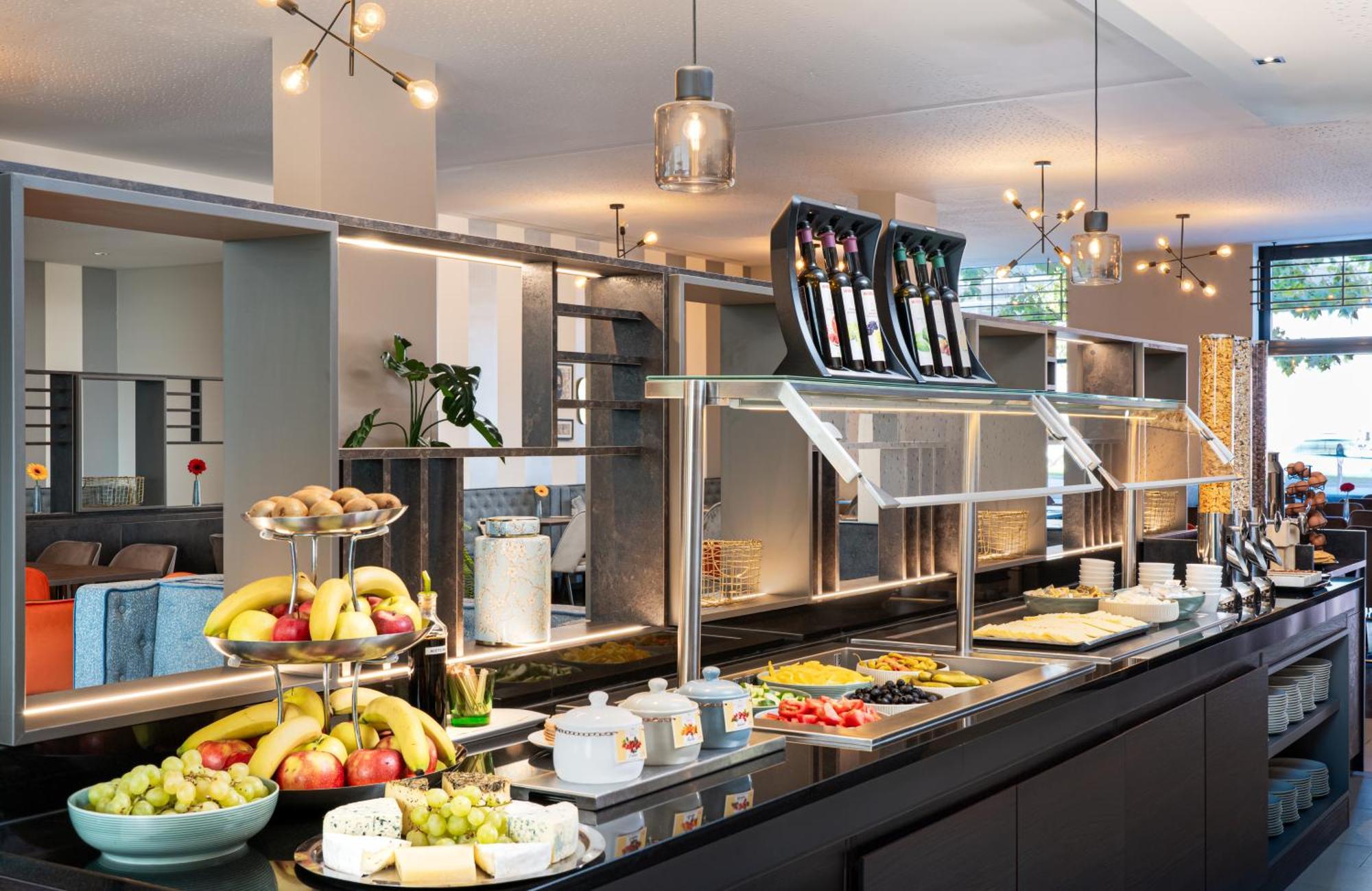 Leonardo Hauptbahnhof Hotel Vienna