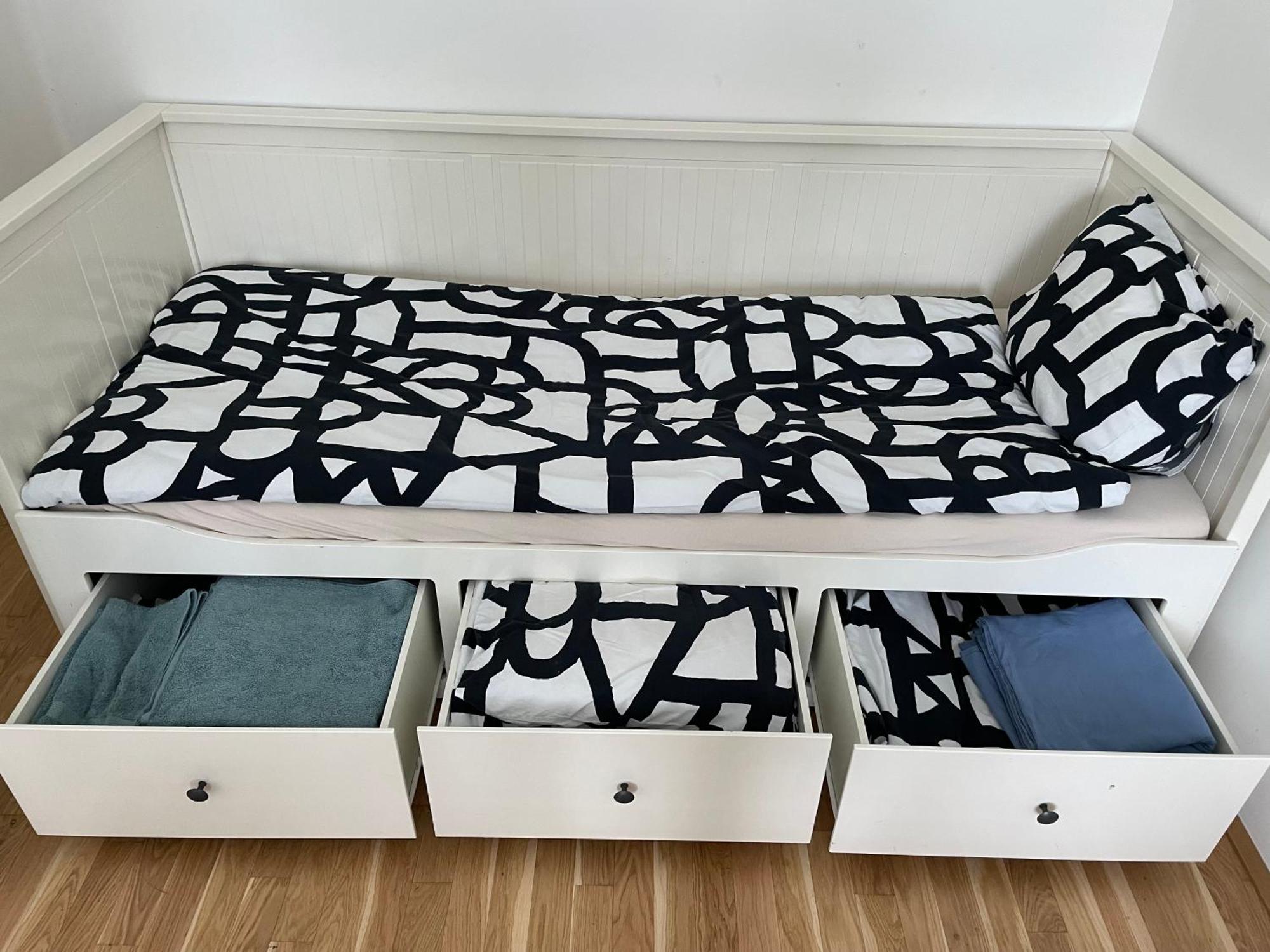 Cosy New 3min To Vic/uno-city And Danube Apartment