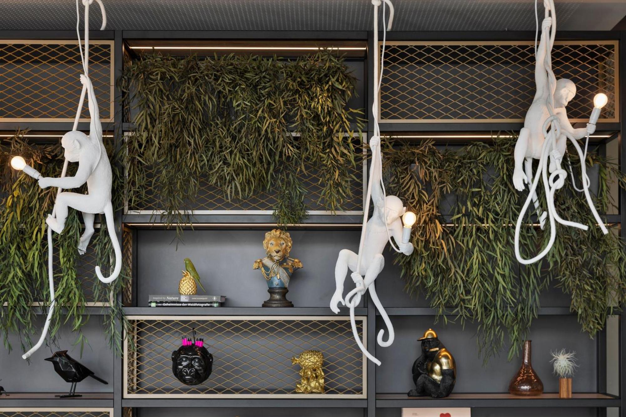 Moxy East