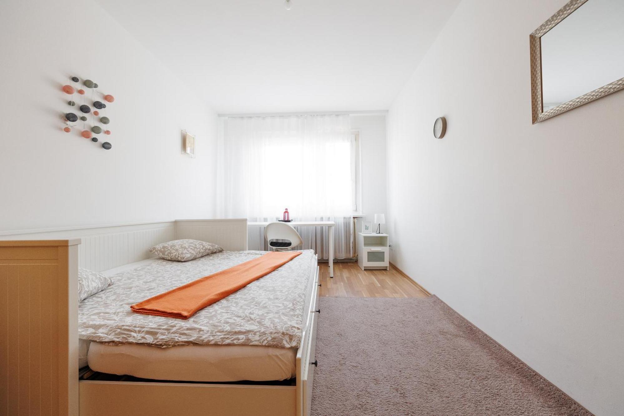 Cozy, Spacious And Charming 4 Bedrooms Apartament Apartment *