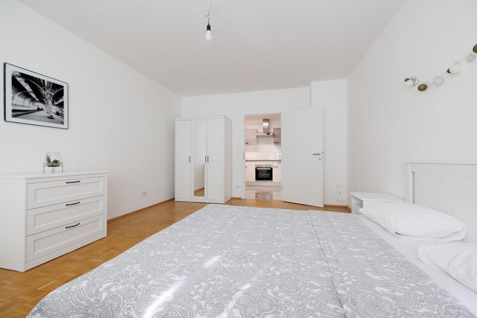 Cozy, Spacious And Charming 4 Bedrooms Apartament