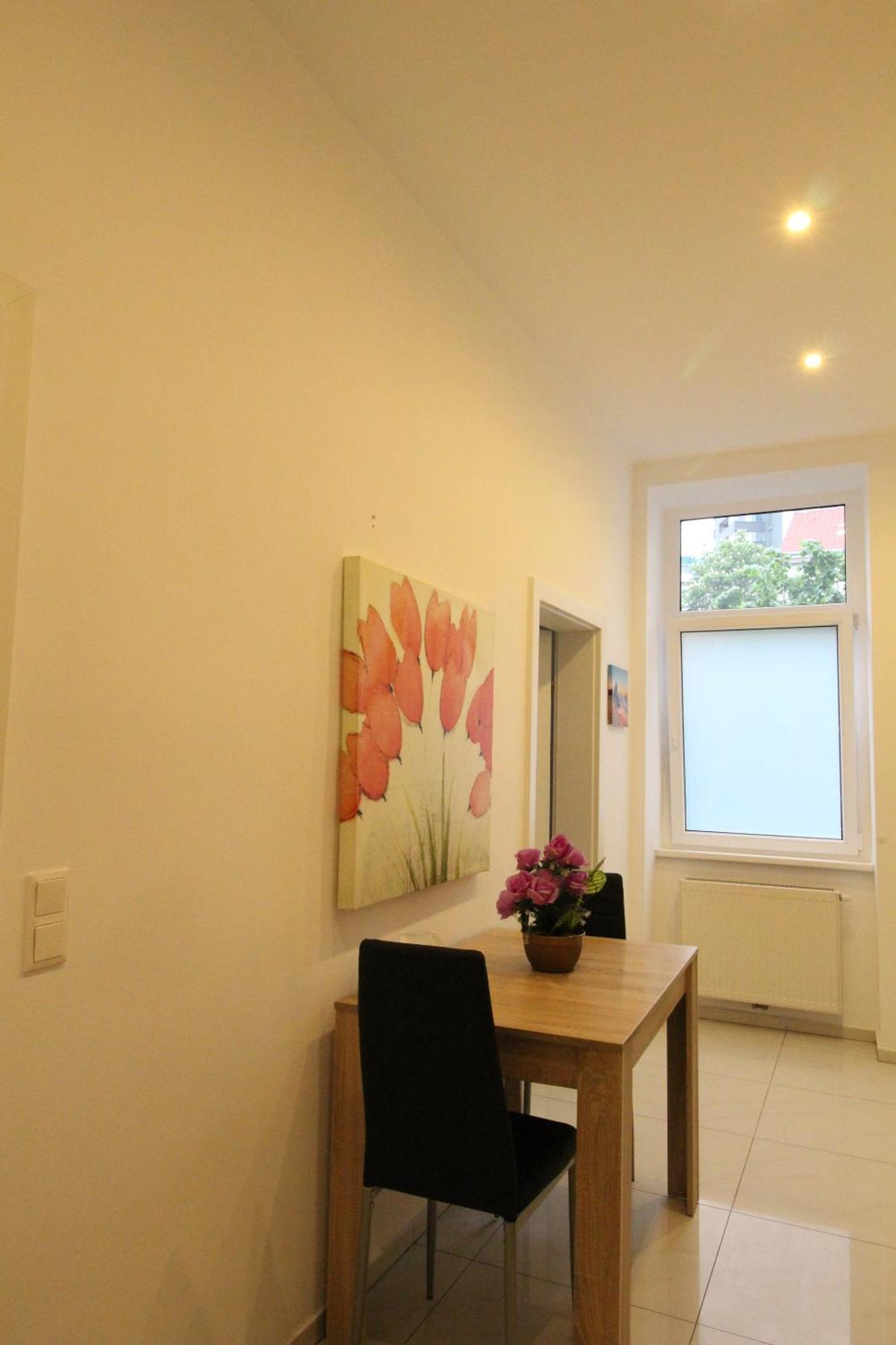 Deluxe 5p Mm Apartment *
