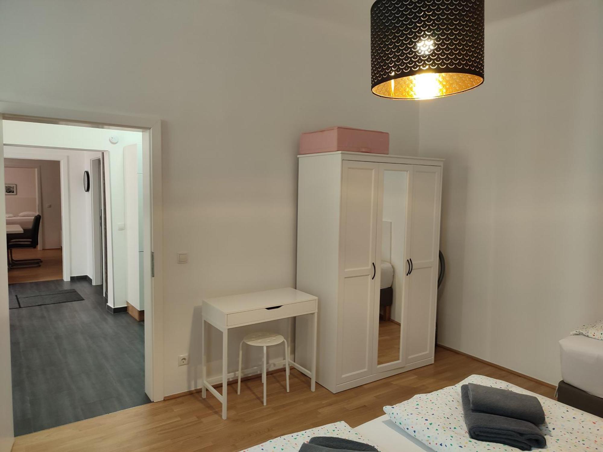 Near Yppenplatz & Brunnenmarkt Apartamento Viena