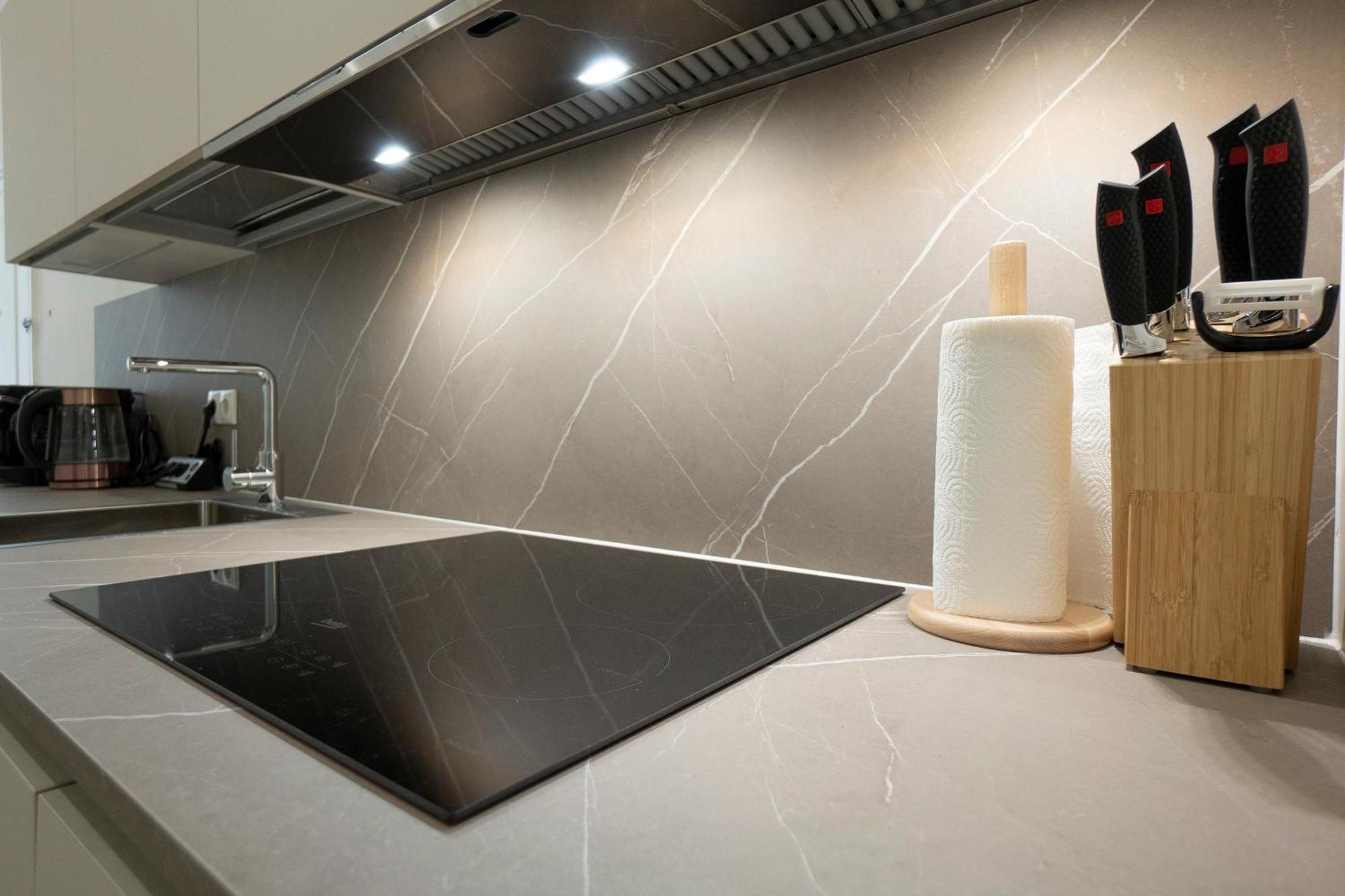 Fully Equipped, Renovated, Perfectly Located Flat Apartment