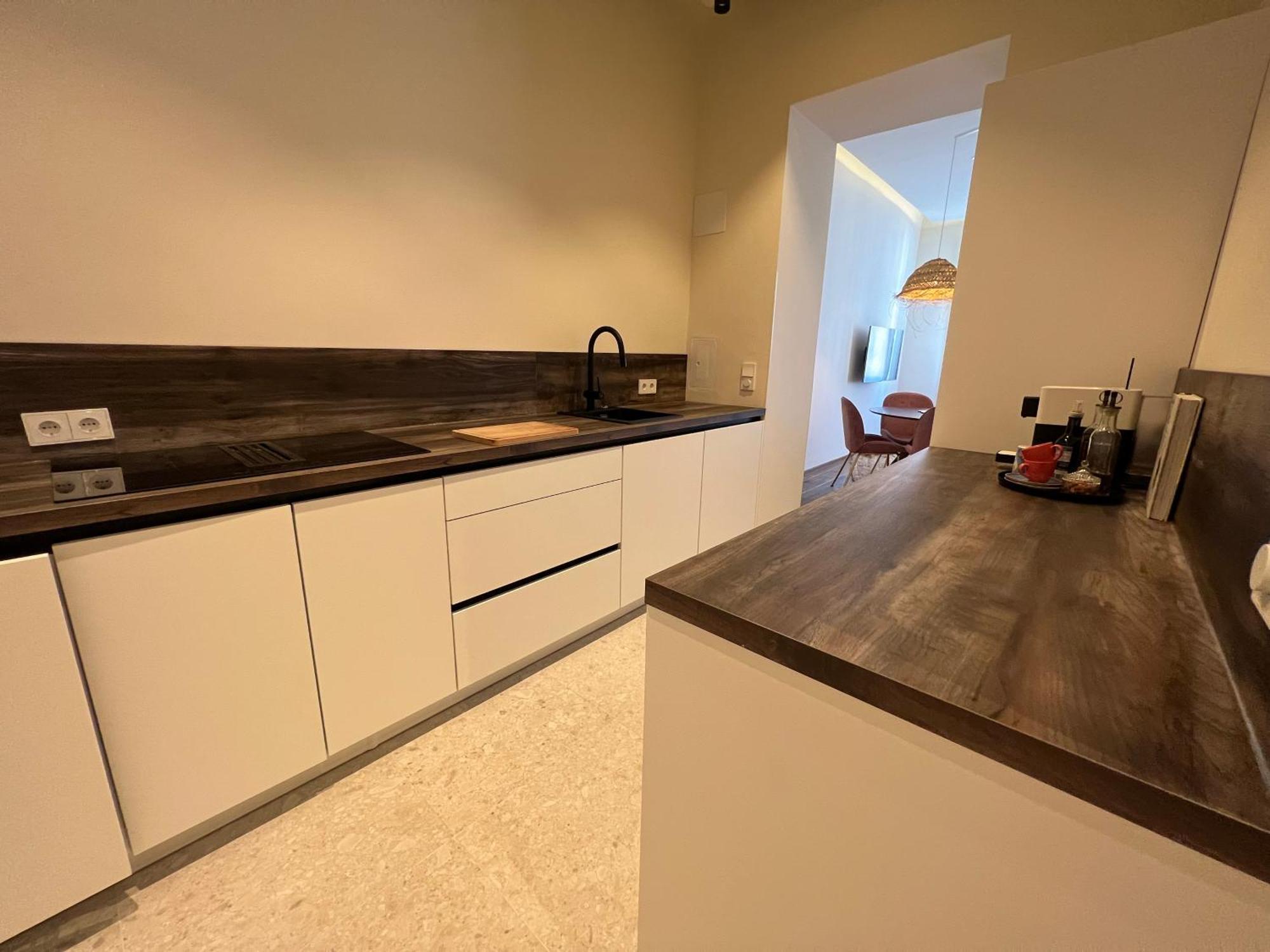 Bali Living - 10min To Center Apartamento Viena