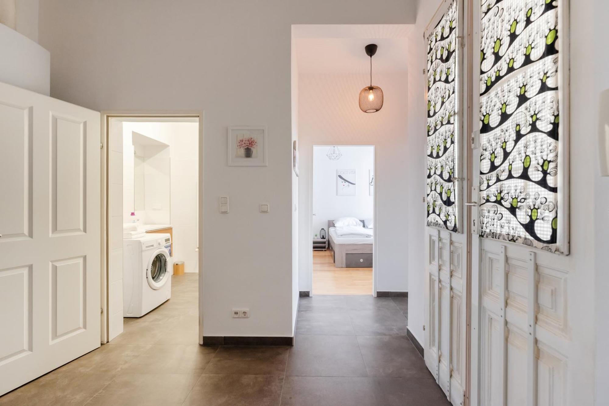 Zentrale Lage Mit Direkter Anbindung Ans Zentrum
