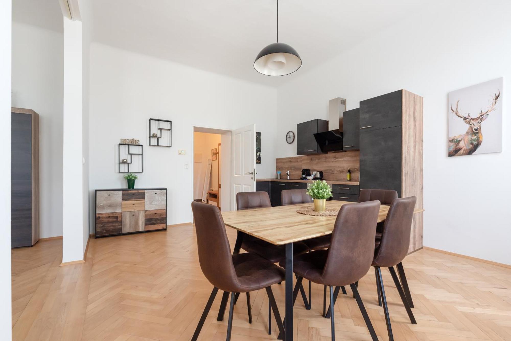 Zentrale Lage Mit Direkter Anbindung Ans Zentrum * Vienna