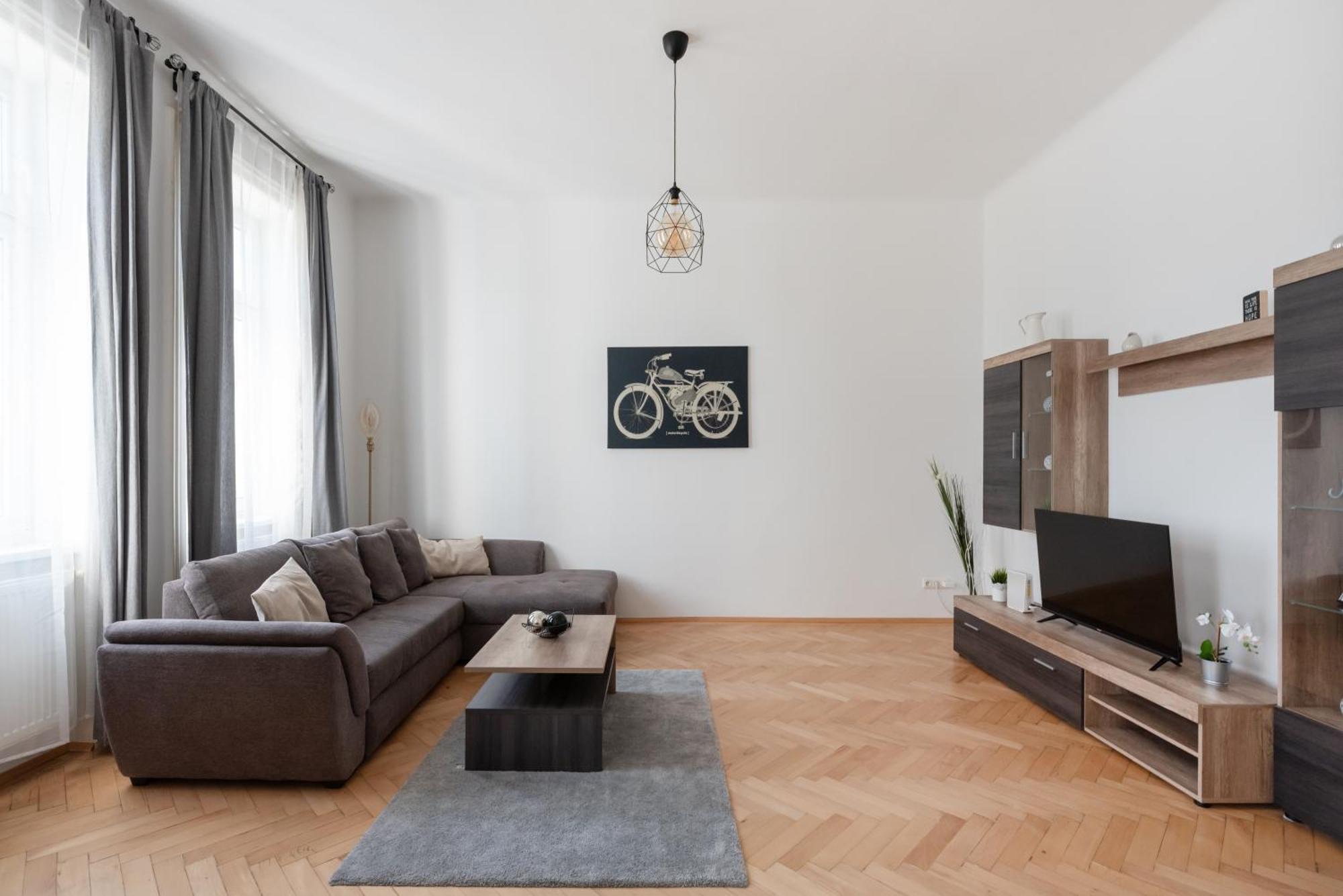 Zentrale Lage Mit Direkter Anbindung Ans Zentrum Apartment