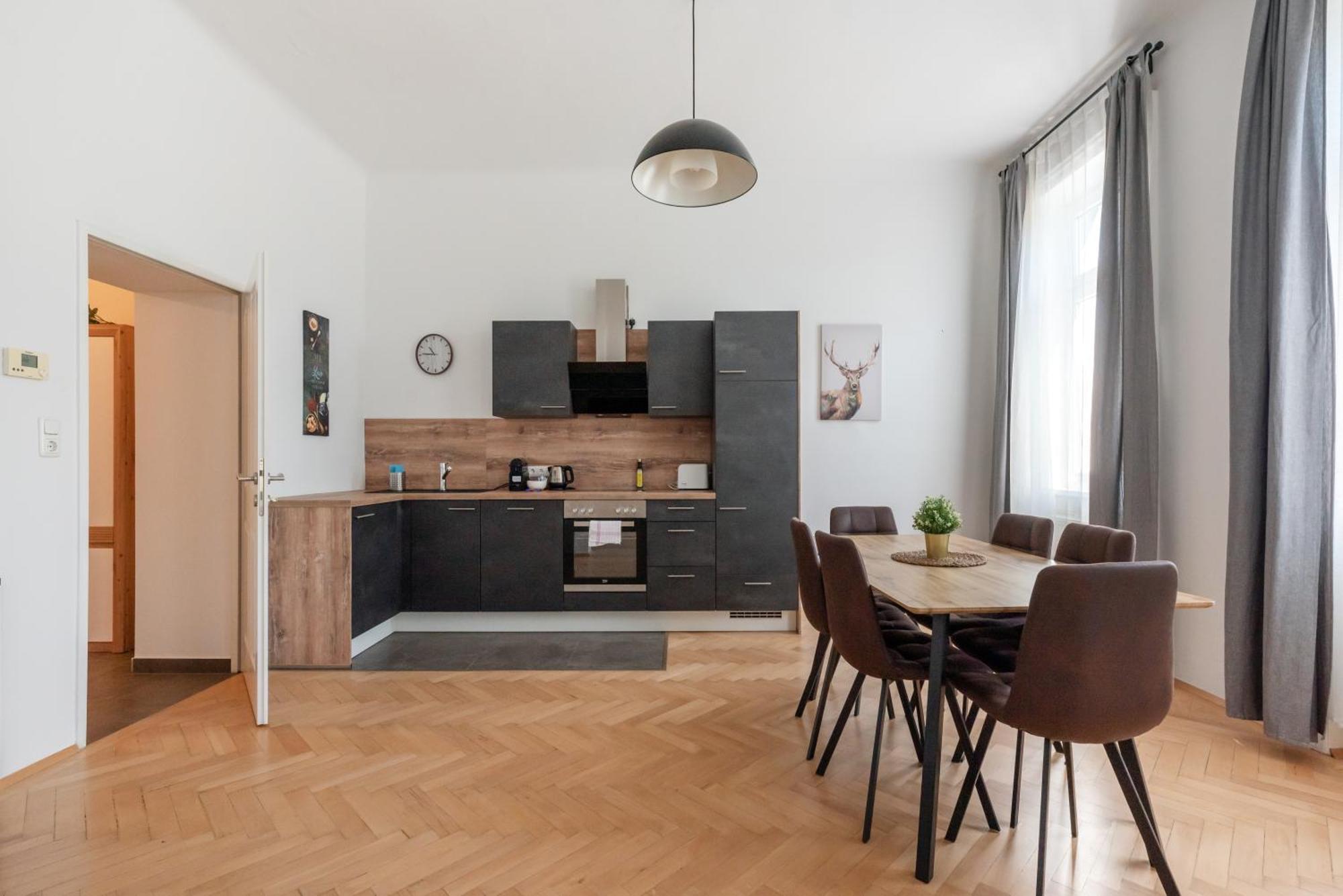 Zentrale Lage Mit Direkter Anbindung Ans Zentrum * Vienna