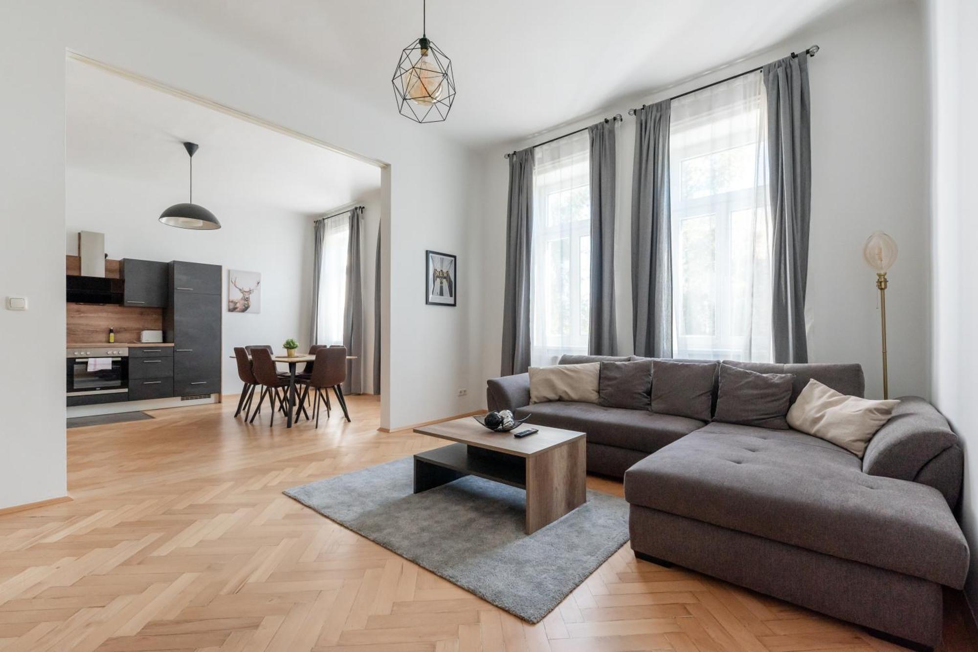Zentrale Lage Mit Direkter Anbindung Ans Zentrum Apartment
