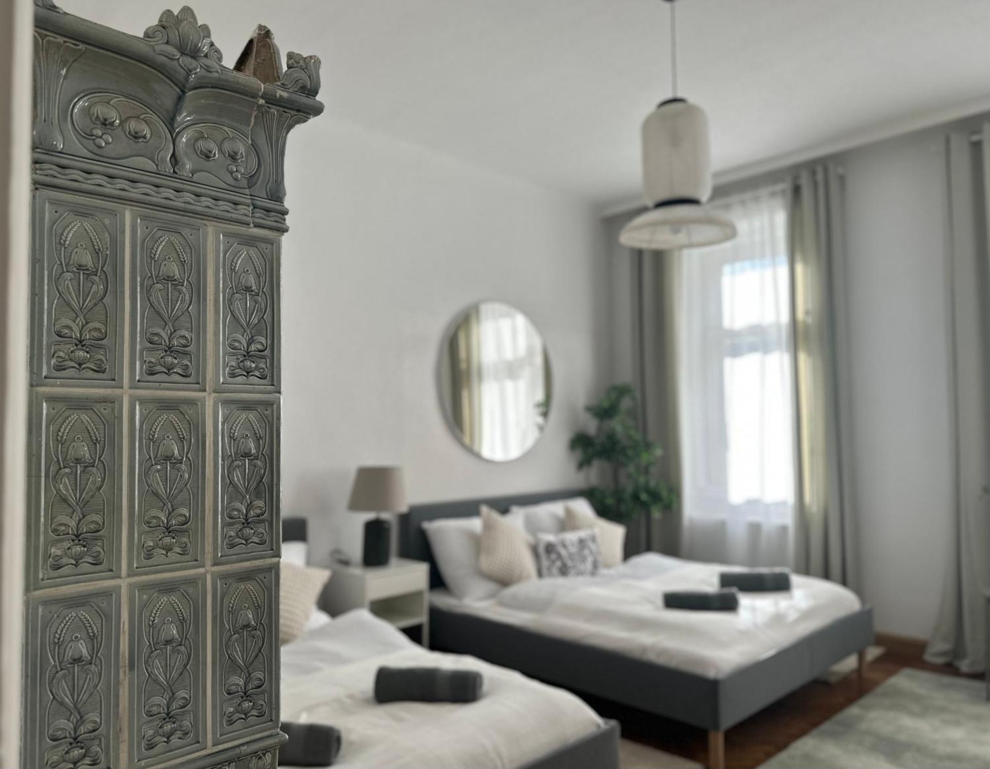 Spacious Apartment, 3 Min To U1 Reumannplatz Apartamento
