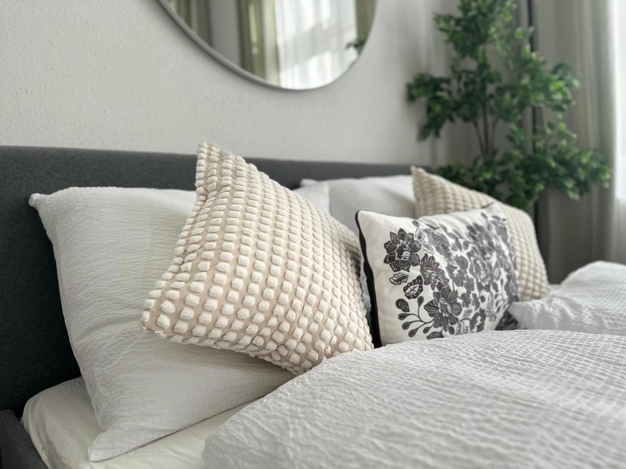 Spacious Apartment, 3 Min To U1 Reumannplatz Apartamento *