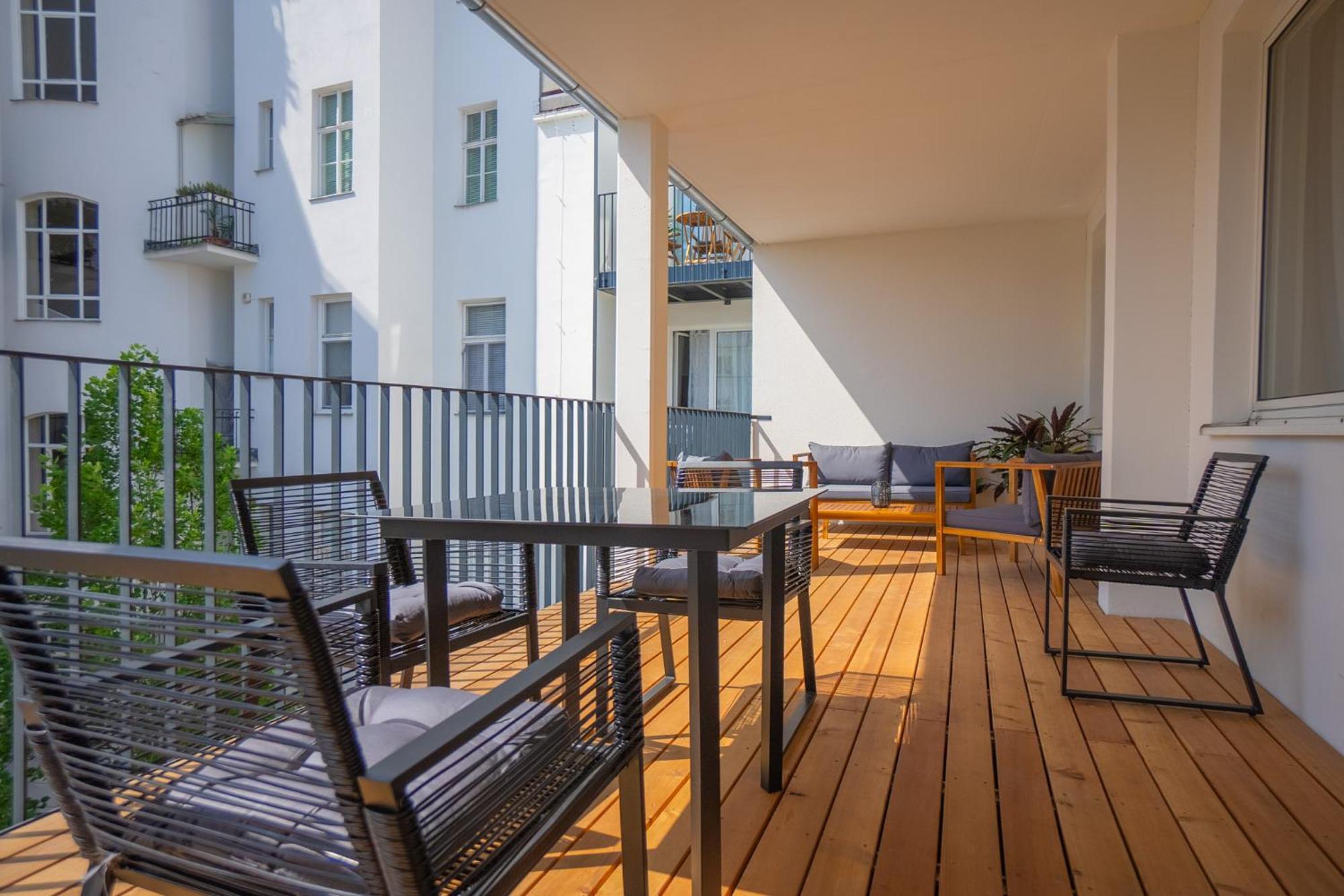Bright Stylish With A Huge Terrace In A Location Vienna