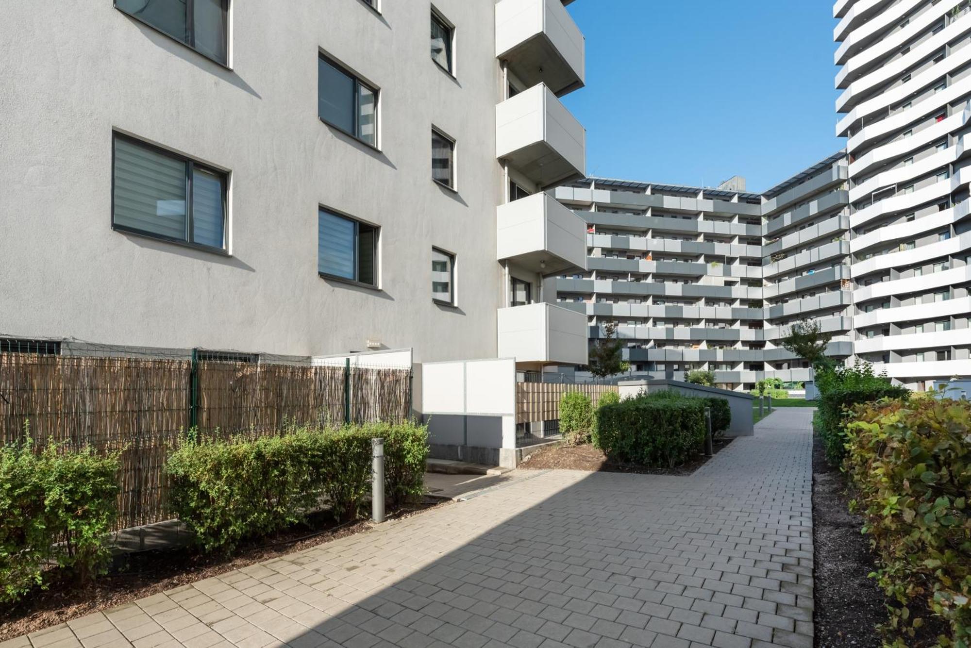 Sweet - 20 Minuten Ins Zentrum Und Garage Apartamento