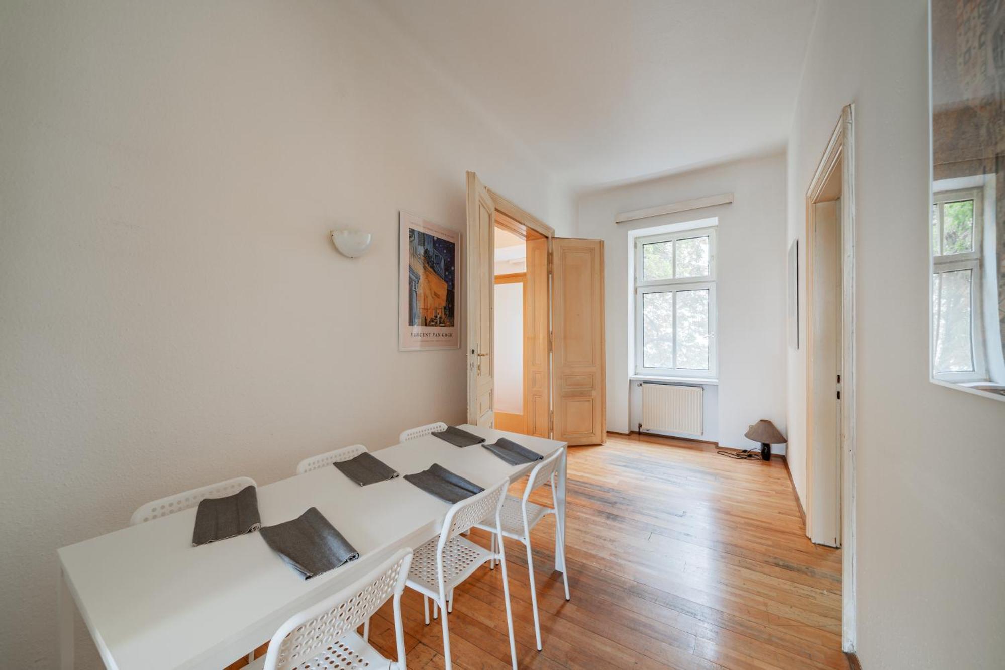 Apartment Stylisch In Vienna's 18th District *