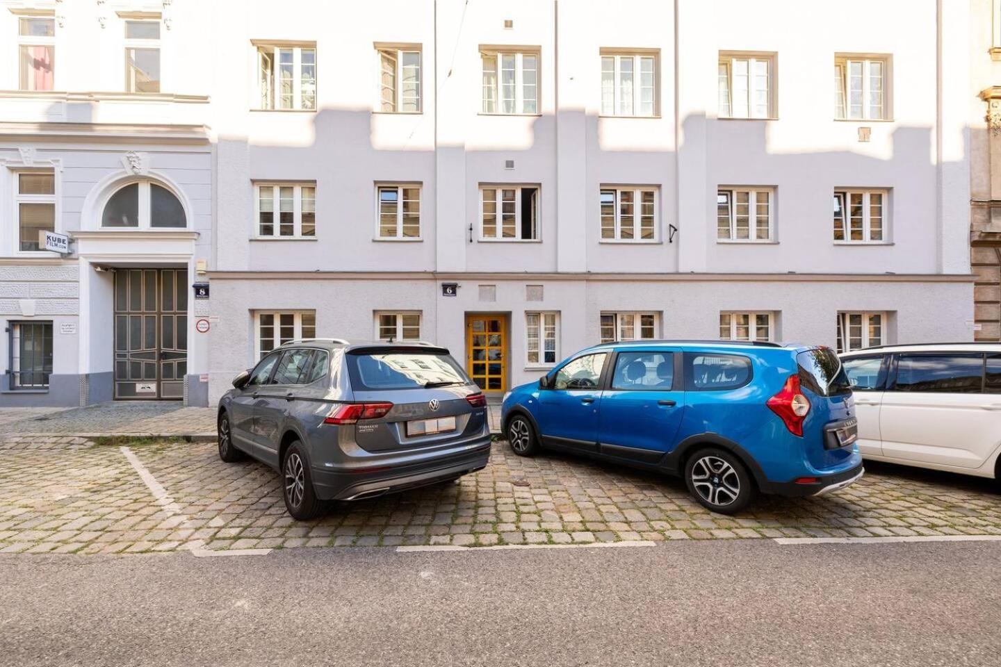 Apartment Near Metro - Netflix - Free Wifi *