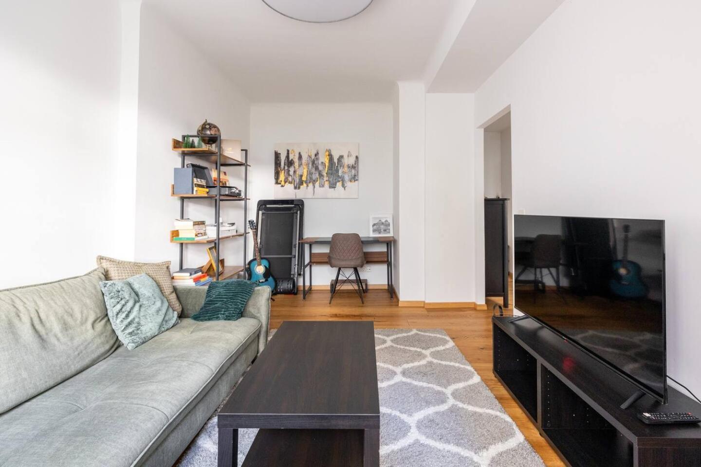 Apartment Near Metro - Netflix - Free Wifi *