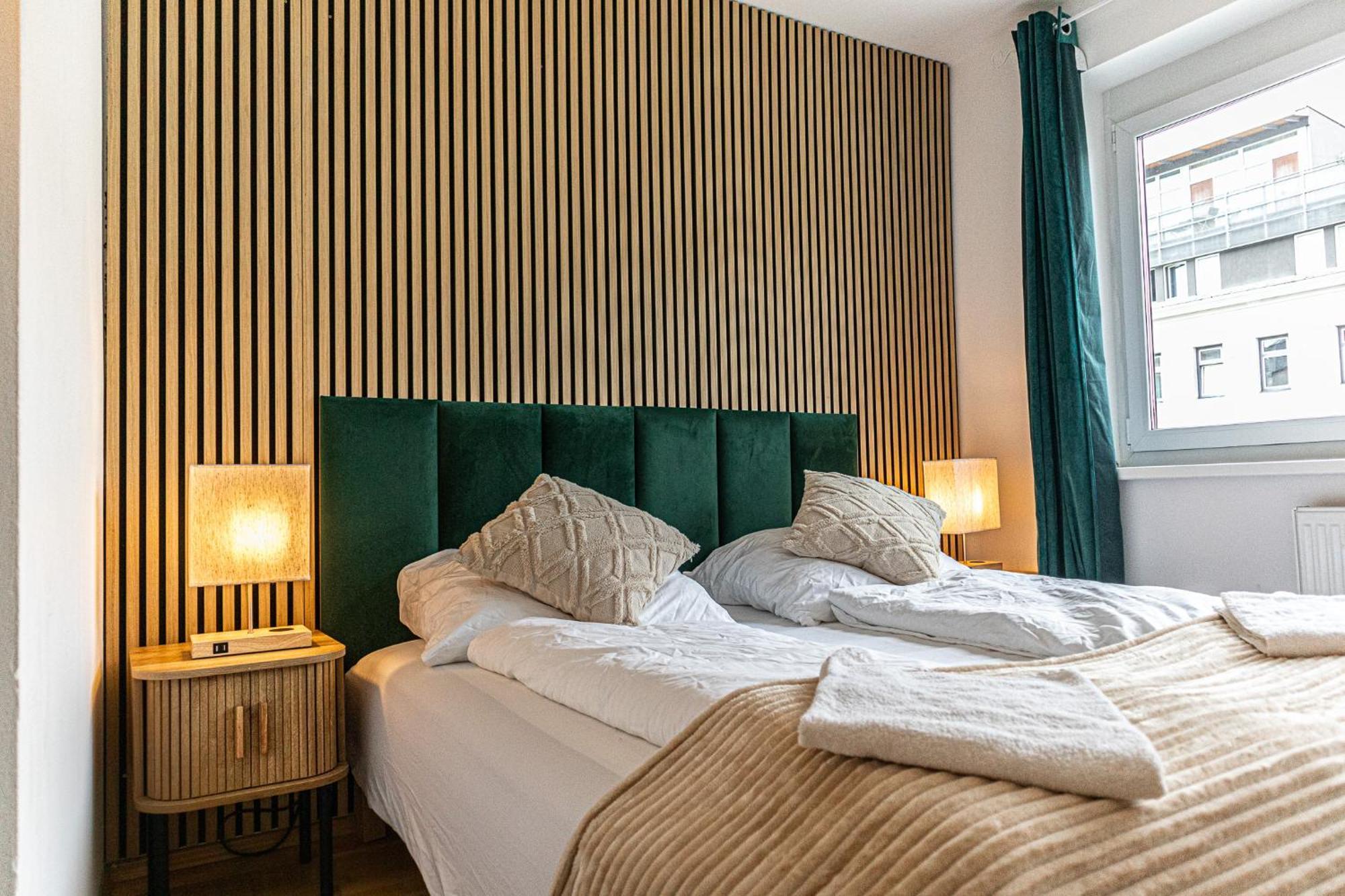Chic 1br And 1lr With Kingbed, 9 Min To Center Via Metro Vienna