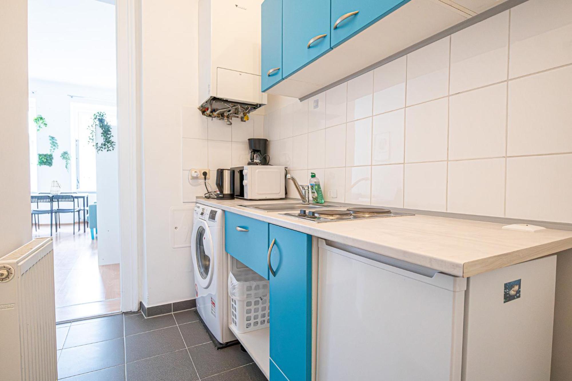 Breathtaking 2br Modern Design/near Schoennbrunn Wien