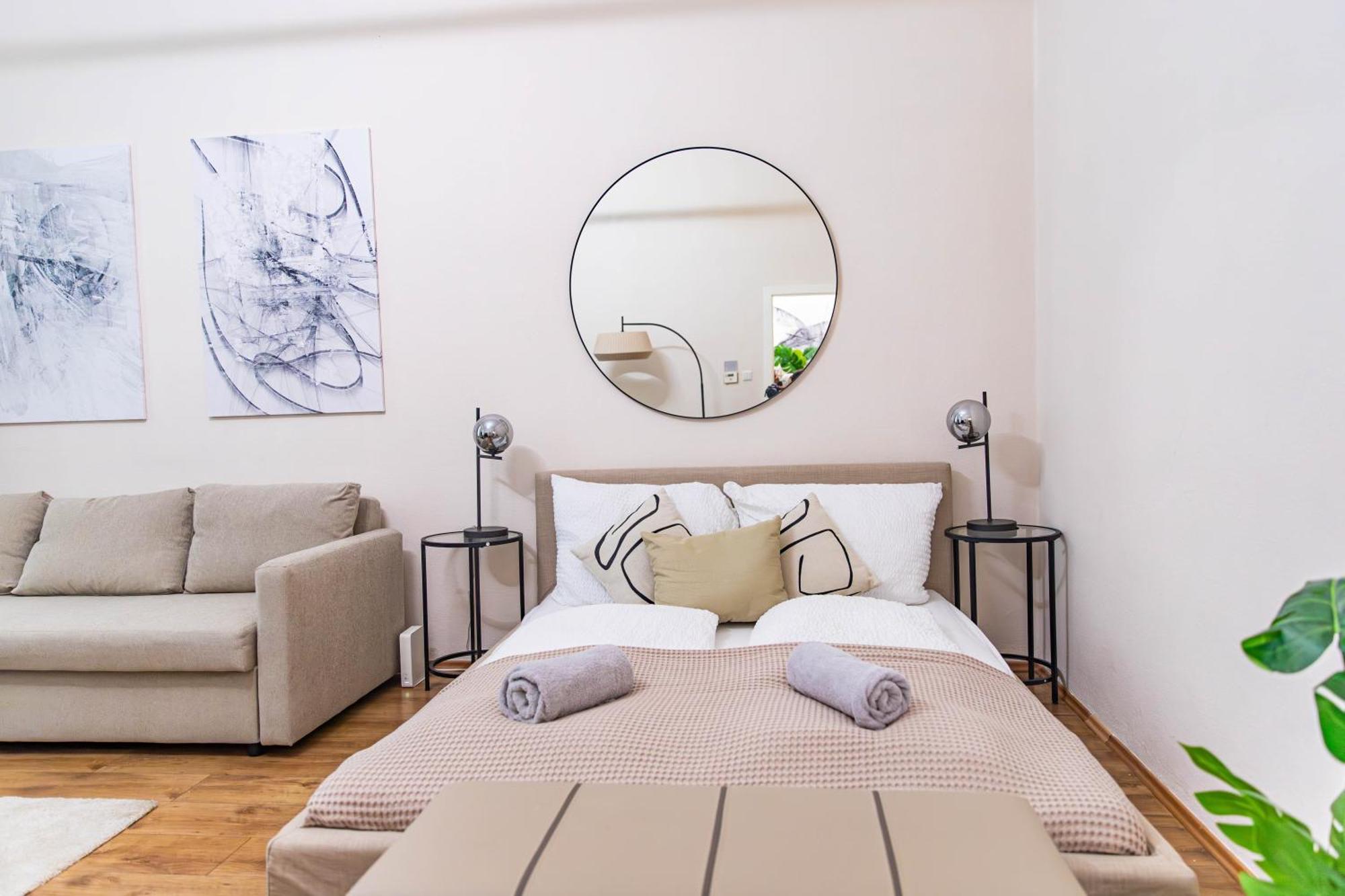 Stylish Apartment, Next To Schloss Belvedere *