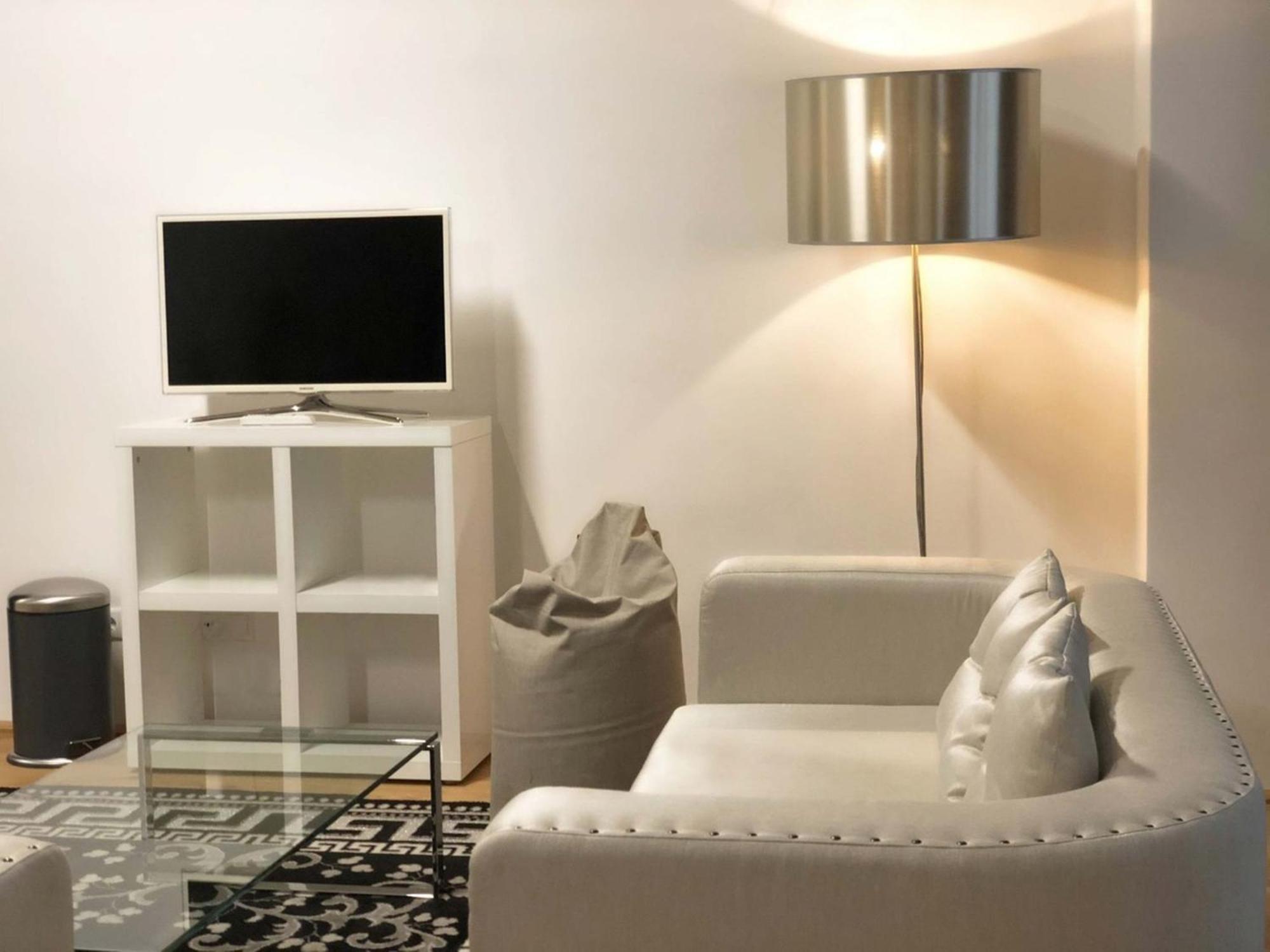Apartment Street Living -