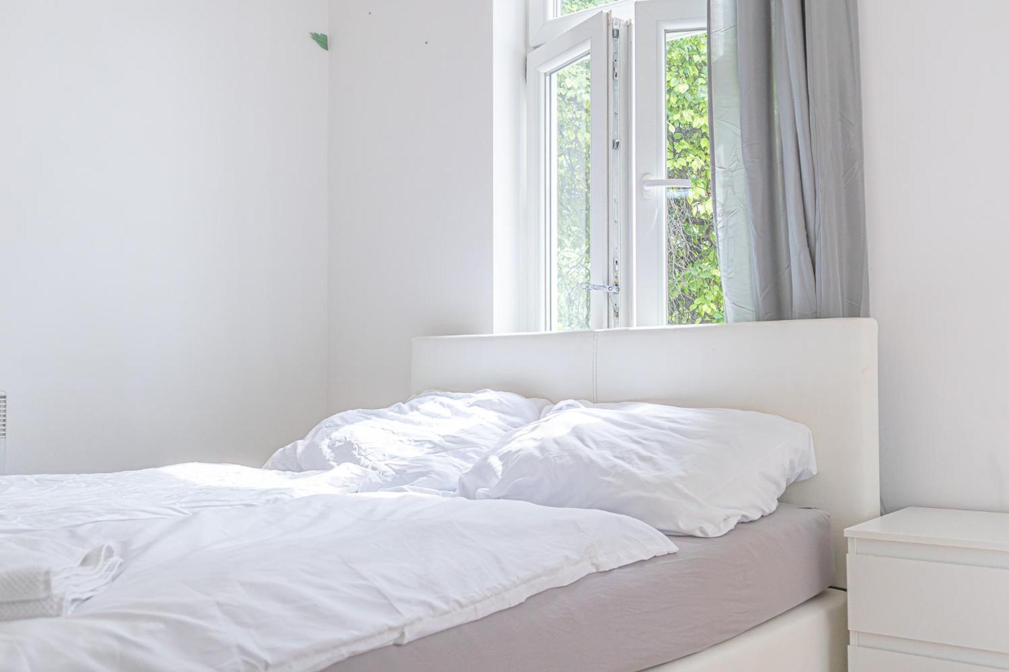 Astonishing 1br Easy Use Design/near Schoenbrunn Apartment *