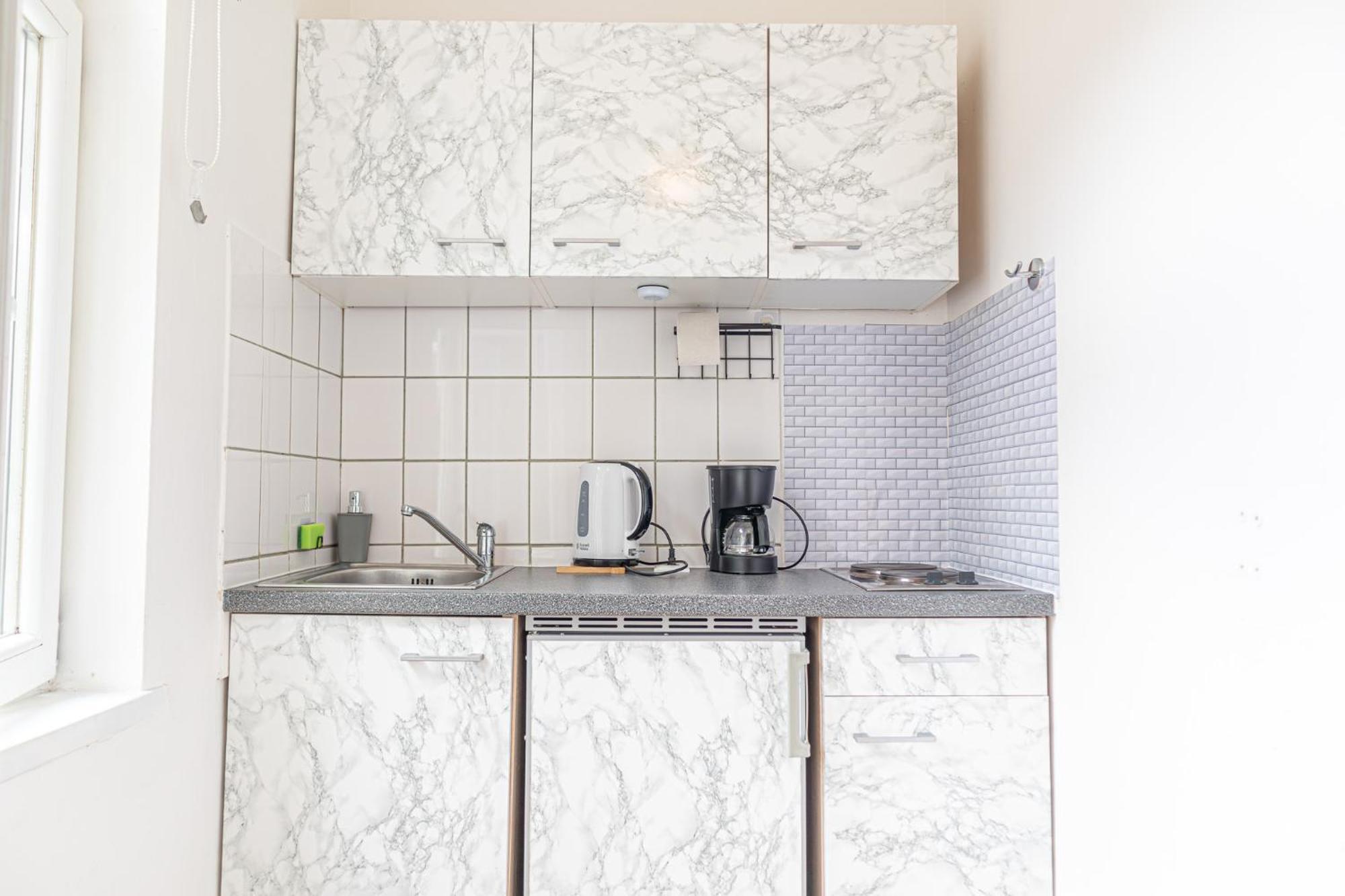Astonishing 1br Easy Use Design/near Schoenbrunn Wien