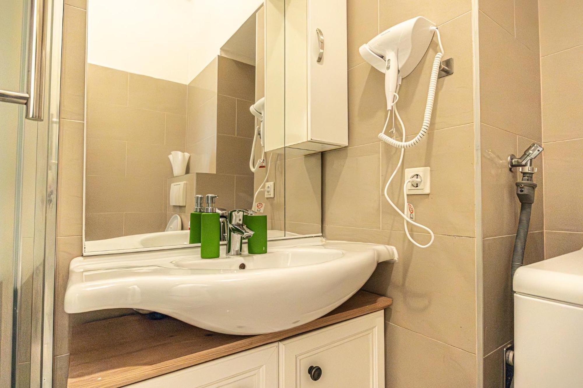 Apartamento Like 2br Near Penzing *