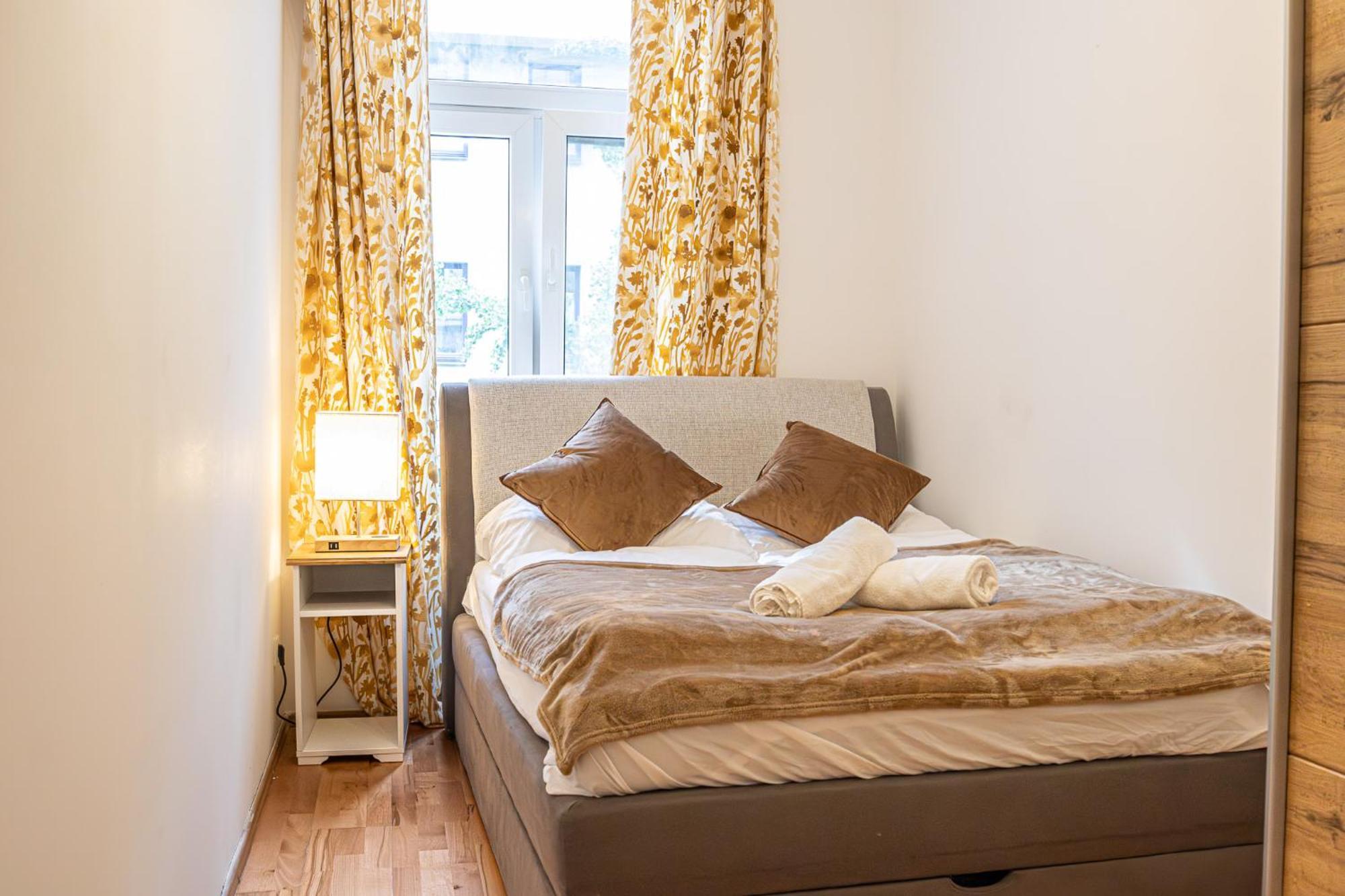 Like 2br Near Penzing * Viena