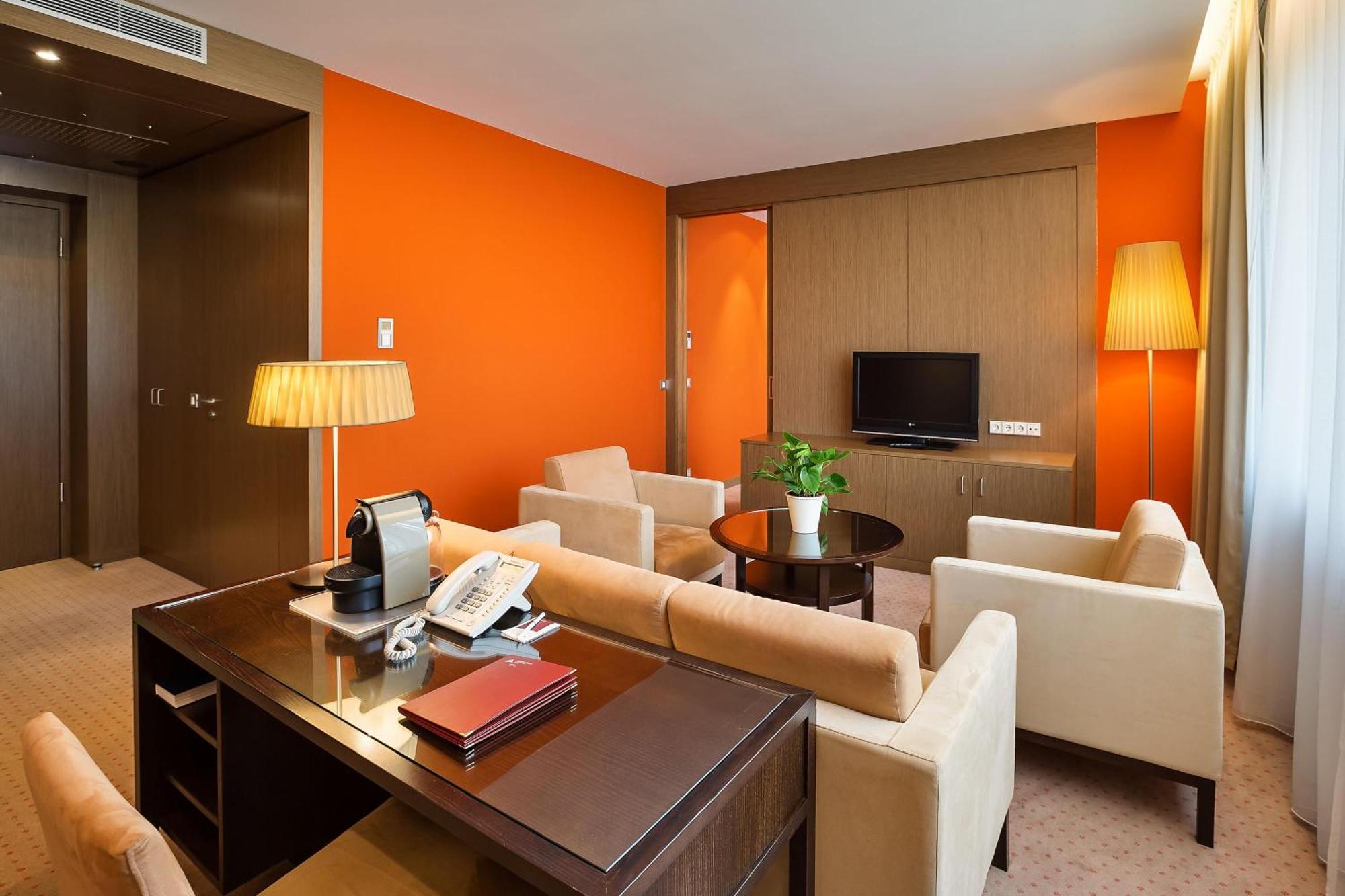 Hotel Austria Trend Savoyen 4*