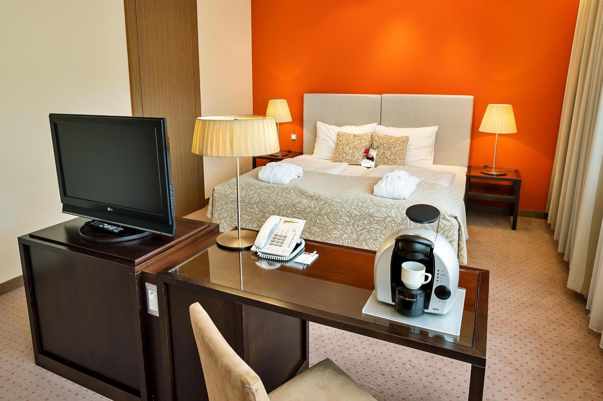 Austria Trend Savoyen Hotel 4*