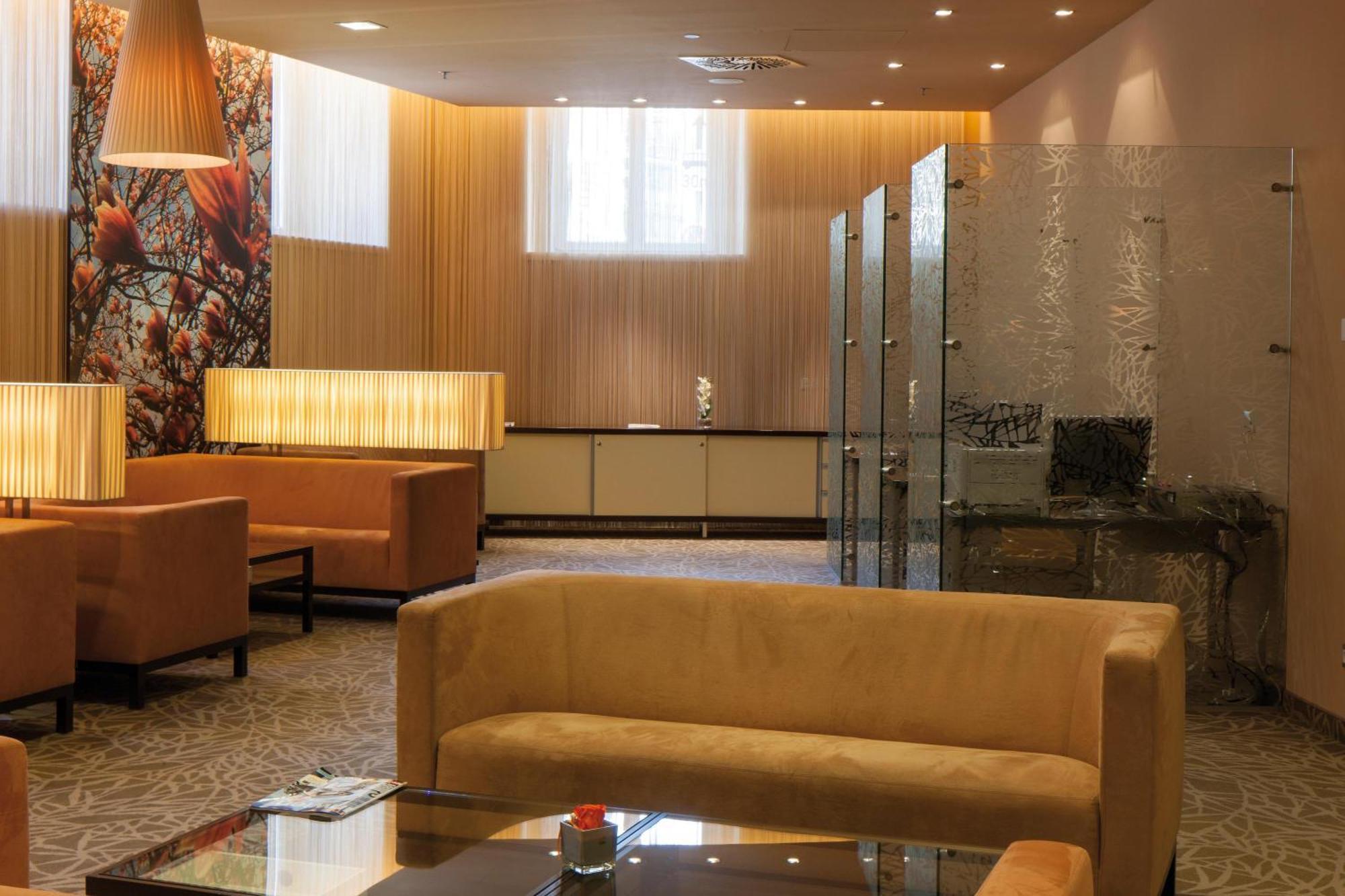 Hotel Austria Trend Savoyen 4*