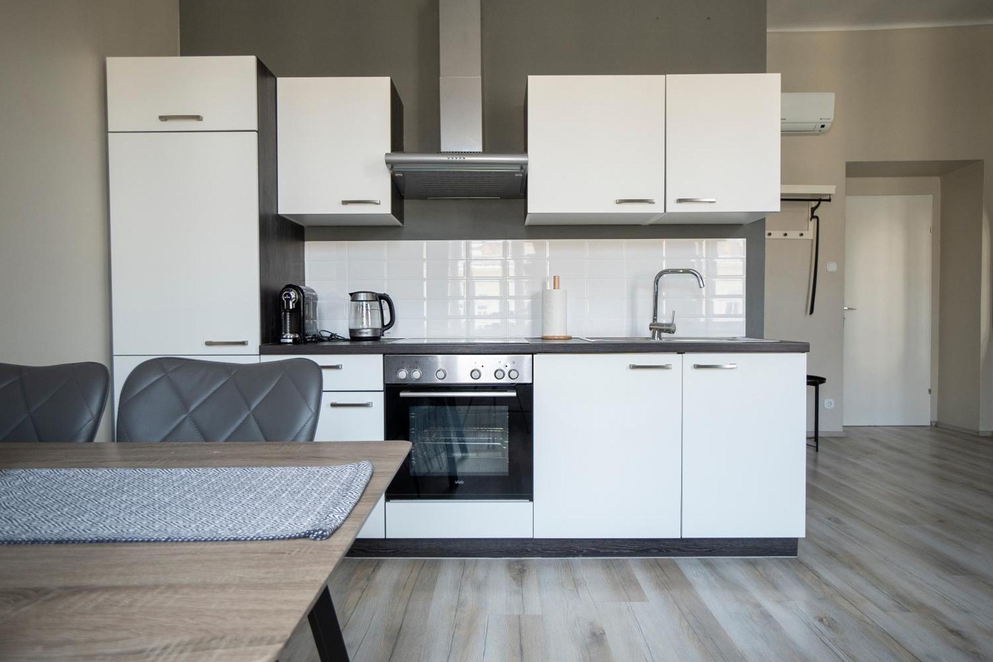 Brand New Renovated Near Augarten Apartamento *