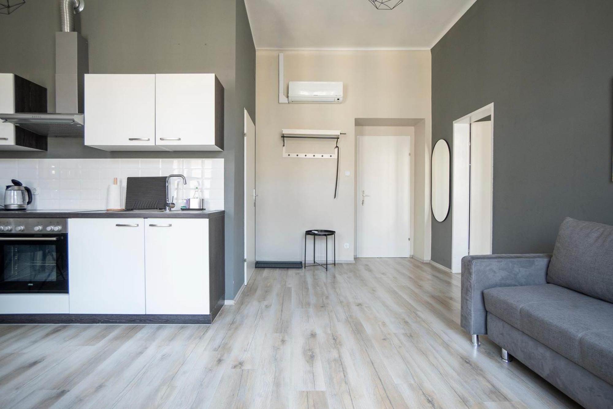 Brand New Renovated Near Augarten * Viena